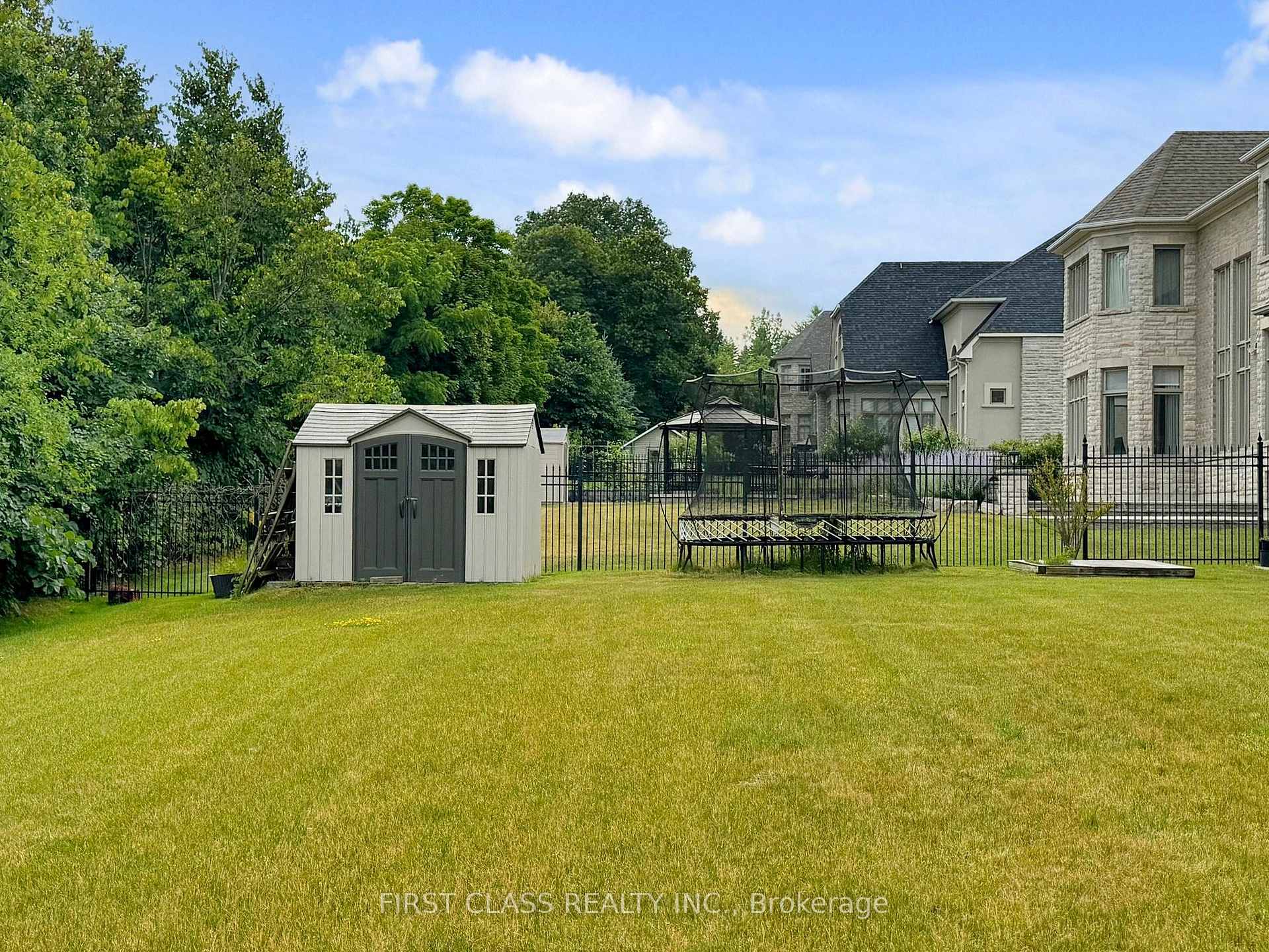 Photo 42 of 3 Royal County Down Crescent, Markham, Devil's Elbow — HOMEH