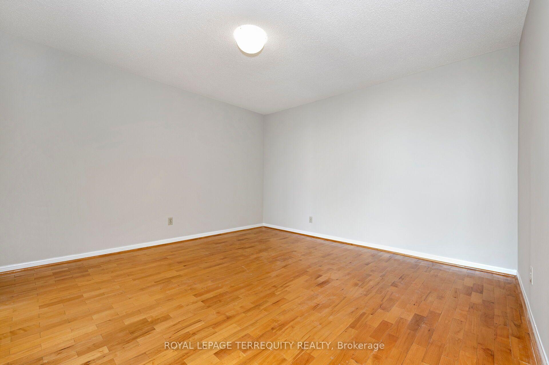 Photo 7 of Unit 2002, 40 Richview Road, Etobicoke, Humber Heights — HOMEH