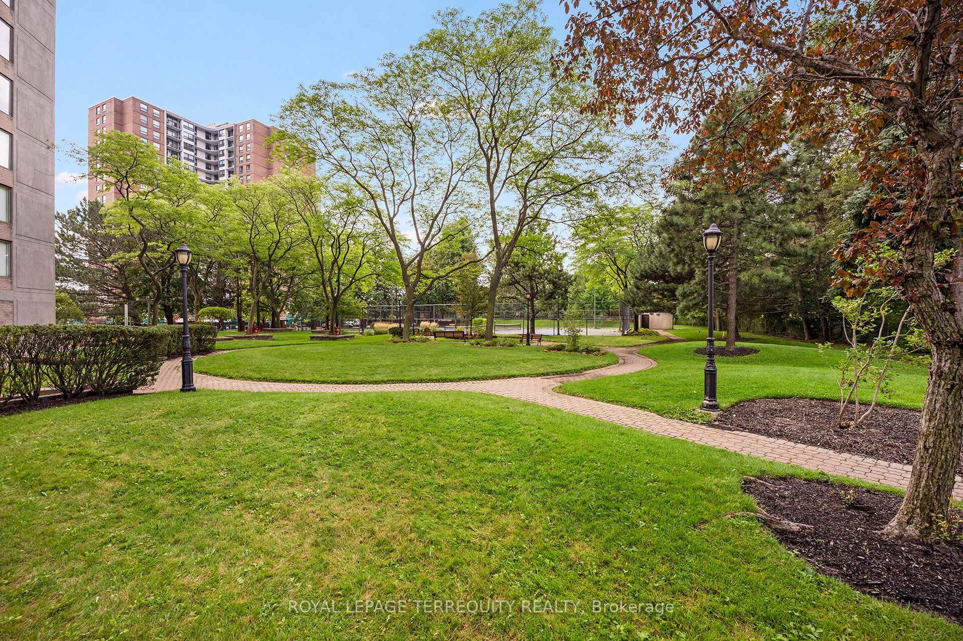 Photo 41 of Unit 2002, 40 Richview Road, Etobicoke, Humber Heights — HOMEH