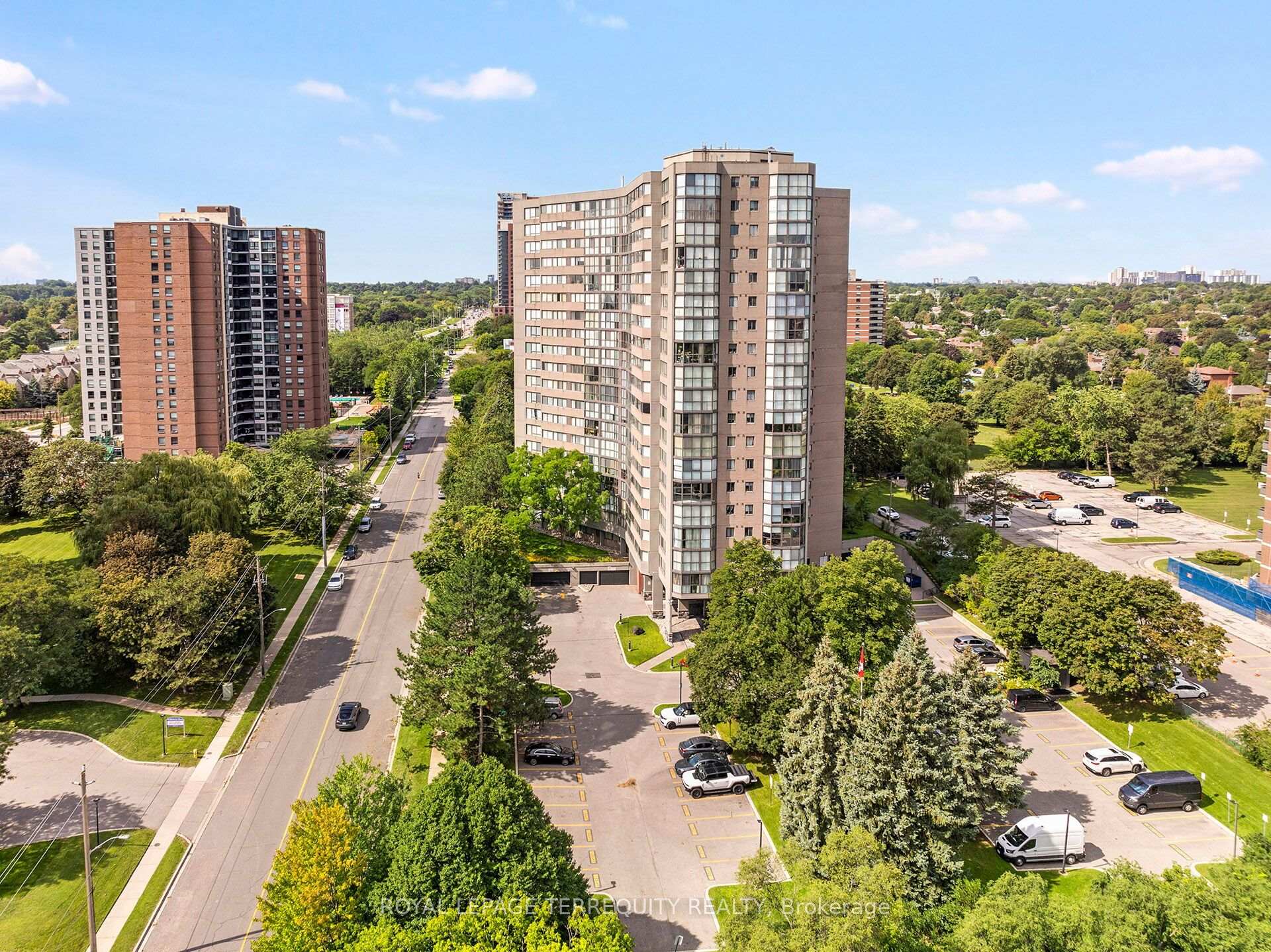 Photo 43 of Unit 2002, 40 Richview Road, Etobicoke, Humber Heights — HOMEH