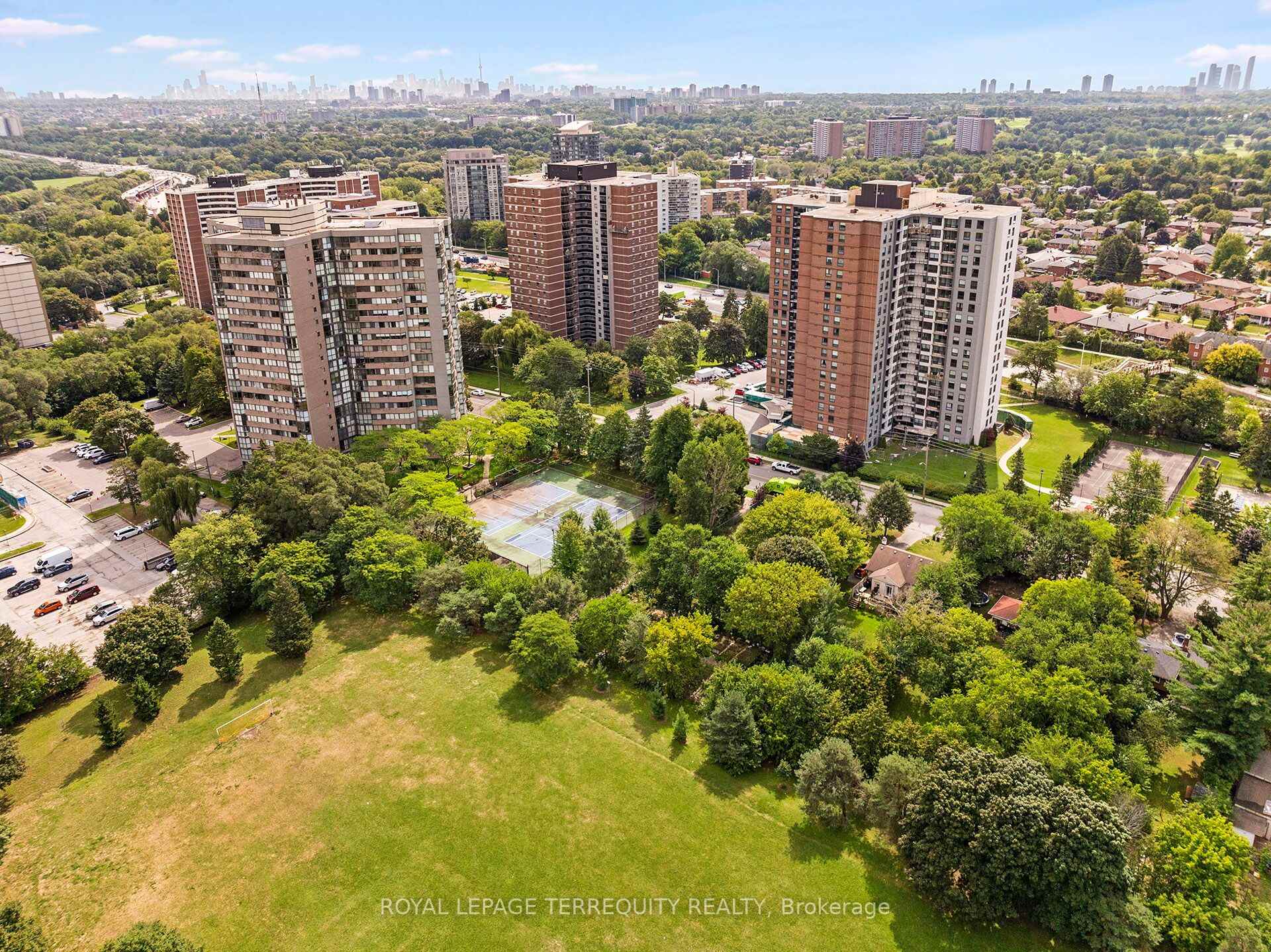 Photo 45 of Unit 2002, 40 Richview Road, Etobicoke, Humber Heights — HOMEH