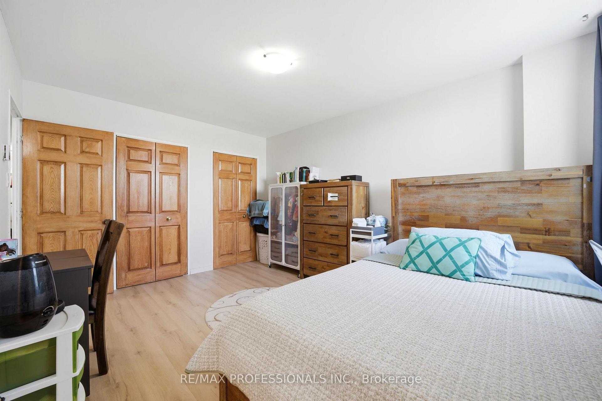 Photo 24 of Unit 204, 19 Four Winds Drive, North York, York University Heights — HOMEH