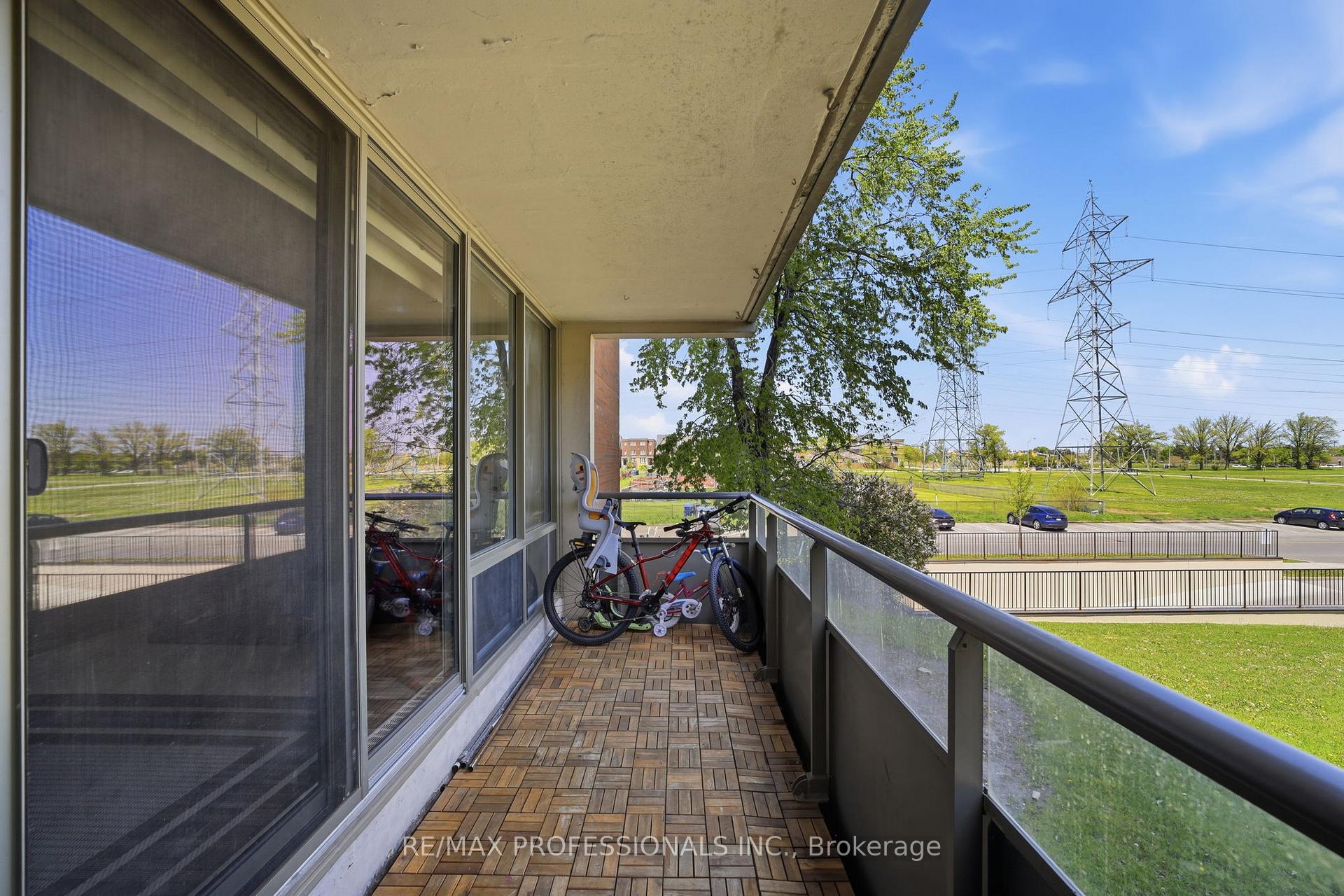 Photo 36 of Unit 204, 19 Four Winds Drive, North York, York University Heights — HOMEH