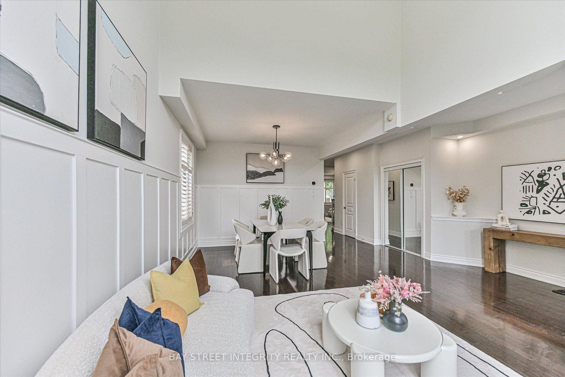 Photo 6 of 210 Milkweed Way, Oakville, Bronte — HOMEH