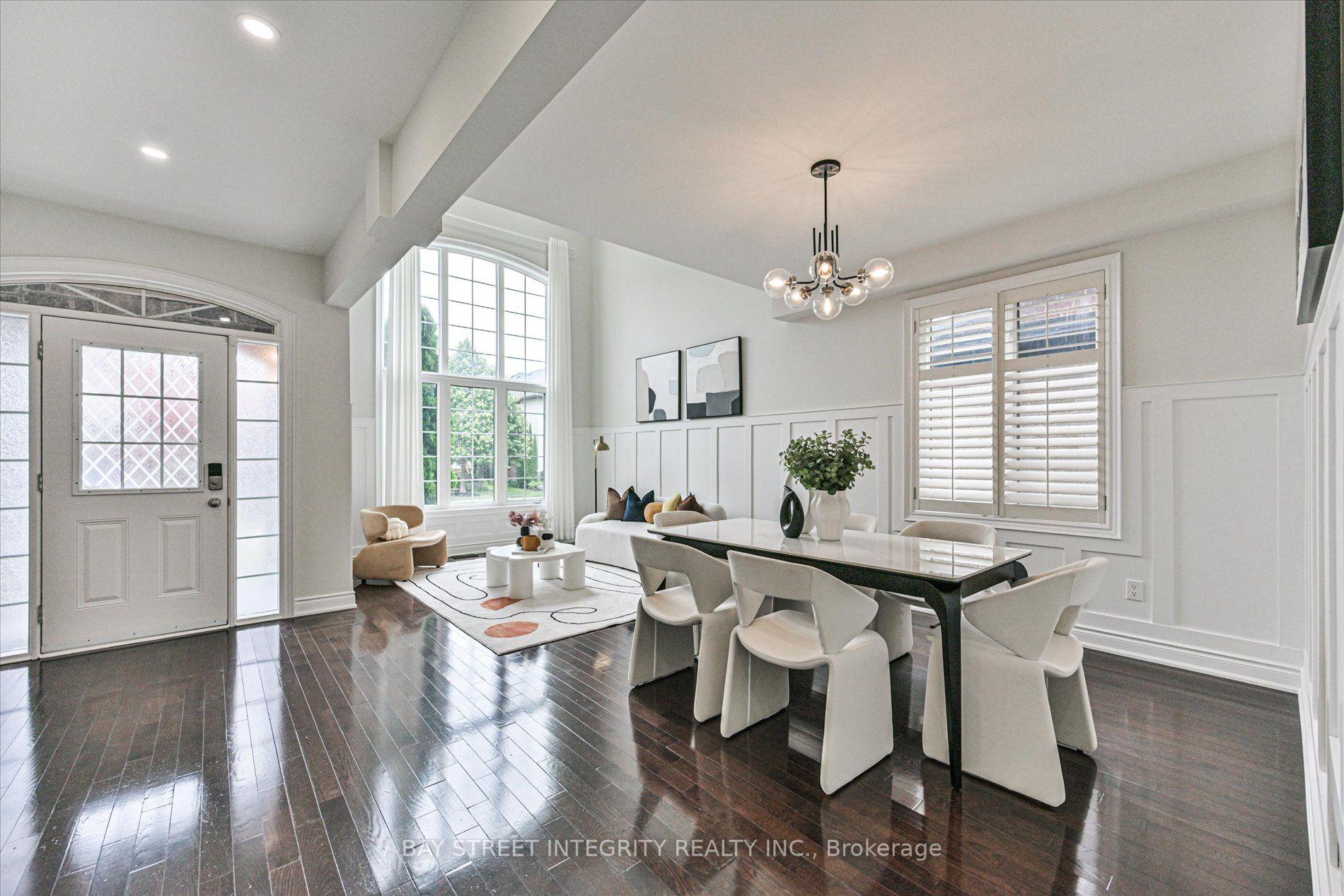Photo 10 of 210 Milkweed Way, Oakville, Bronte — HOMEH
