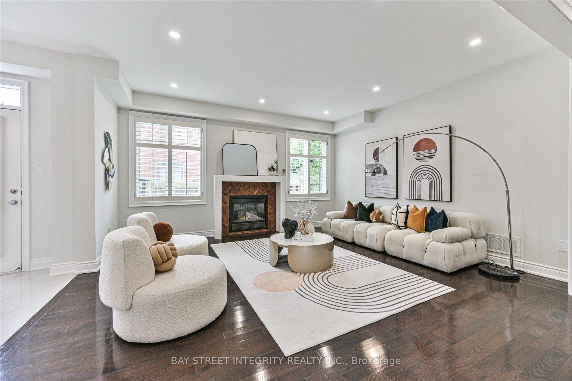 Photo 12 of 210 Milkweed Way, Oakville, Bronte — HOMEH