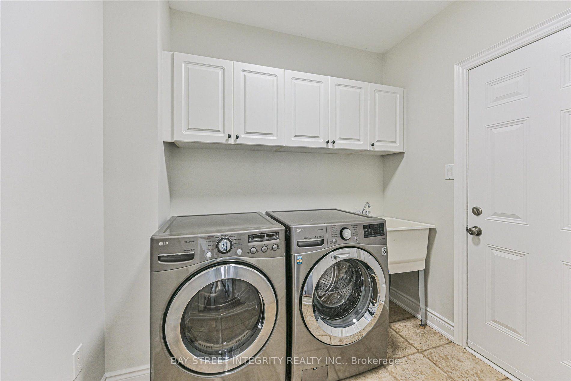 Photo 23 of 210 Milkweed Way, Oakville, Bronte — HOMEH