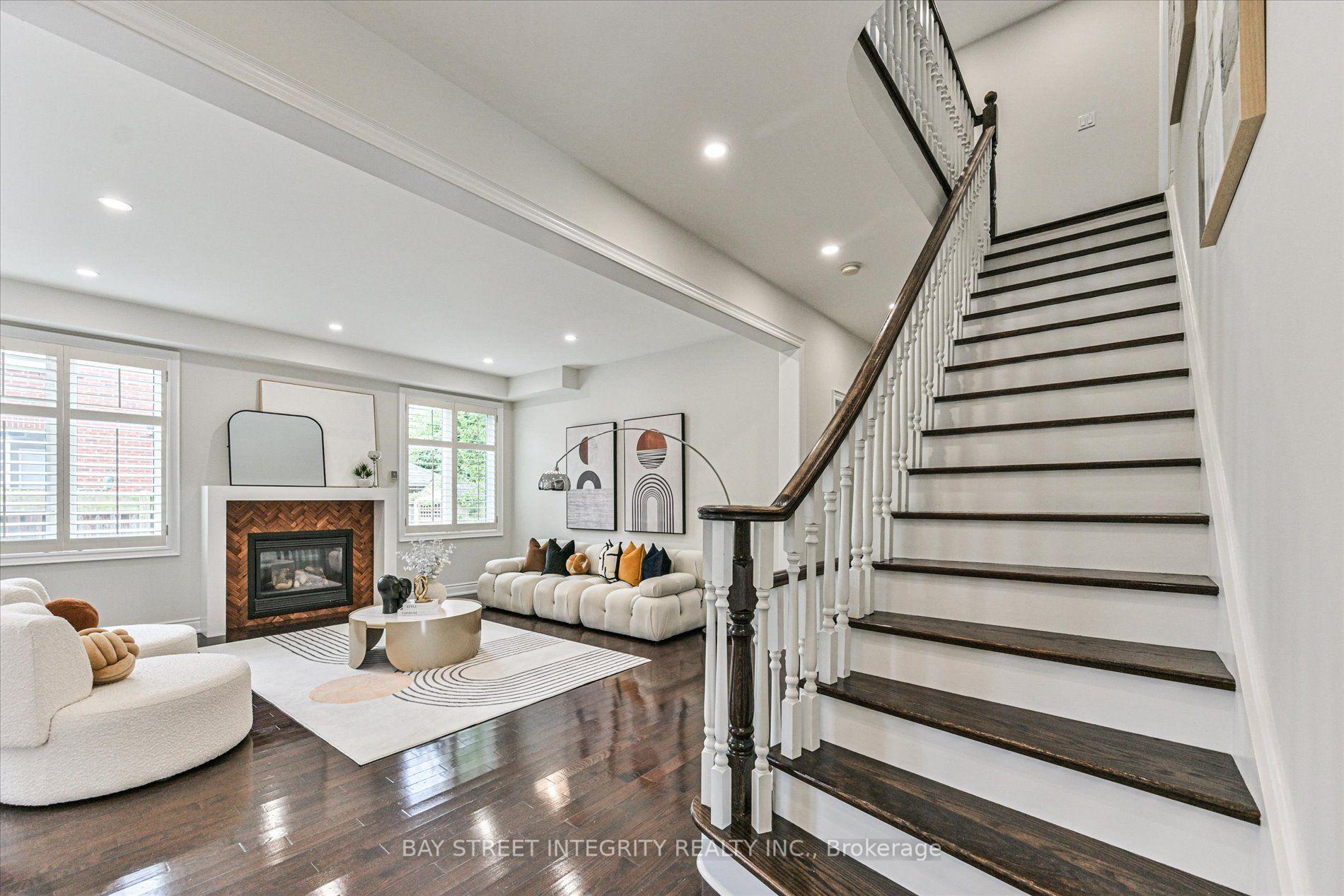 Photo 25 of 210 Milkweed Way, Oakville, Bronte — HOMEH