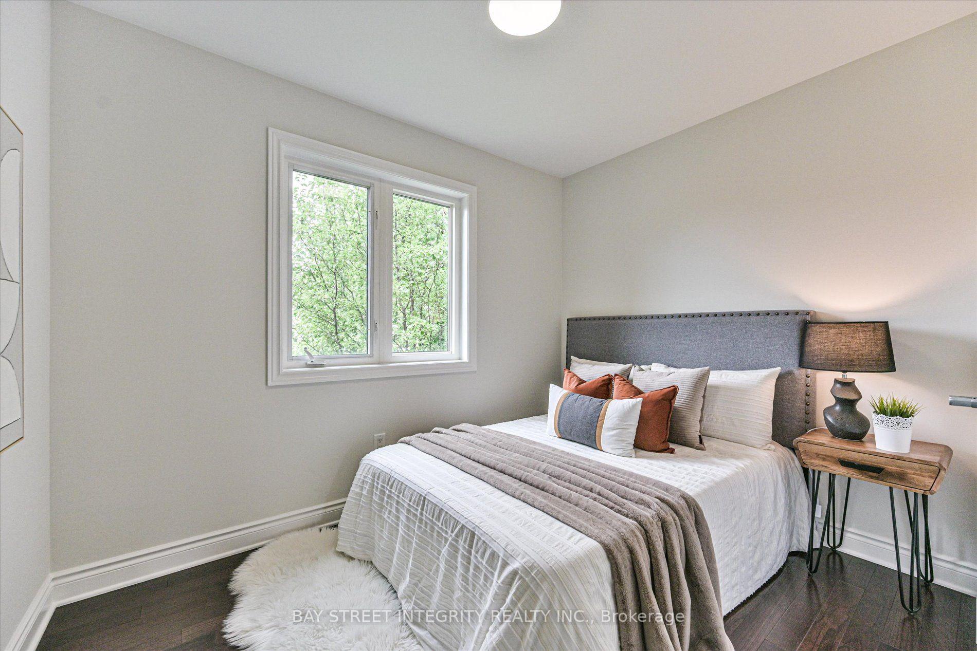 Photo 41 of 210 Milkweed Way, Oakville, Bronte — HOMEH