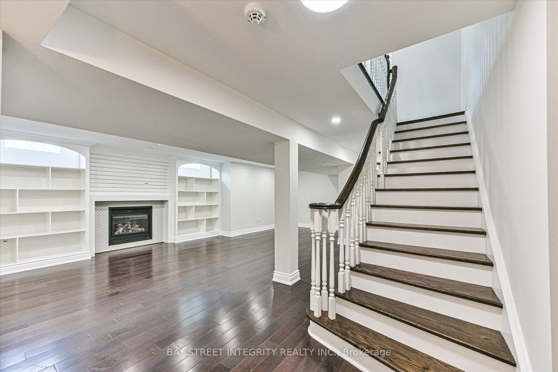 Photo 42 of 210 Milkweed Way, Oakville, Bronte — HOMEH