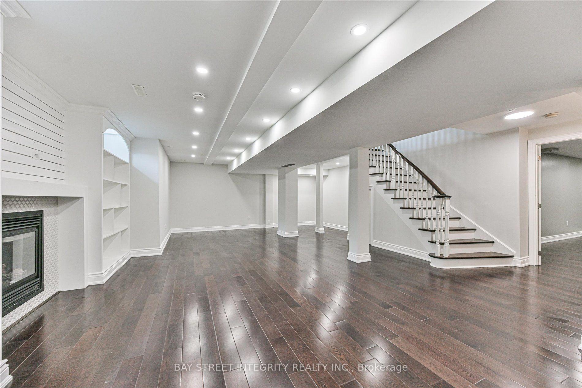 Photo 43 of 210 Milkweed Way, Oakville, Bronte — HOMEH