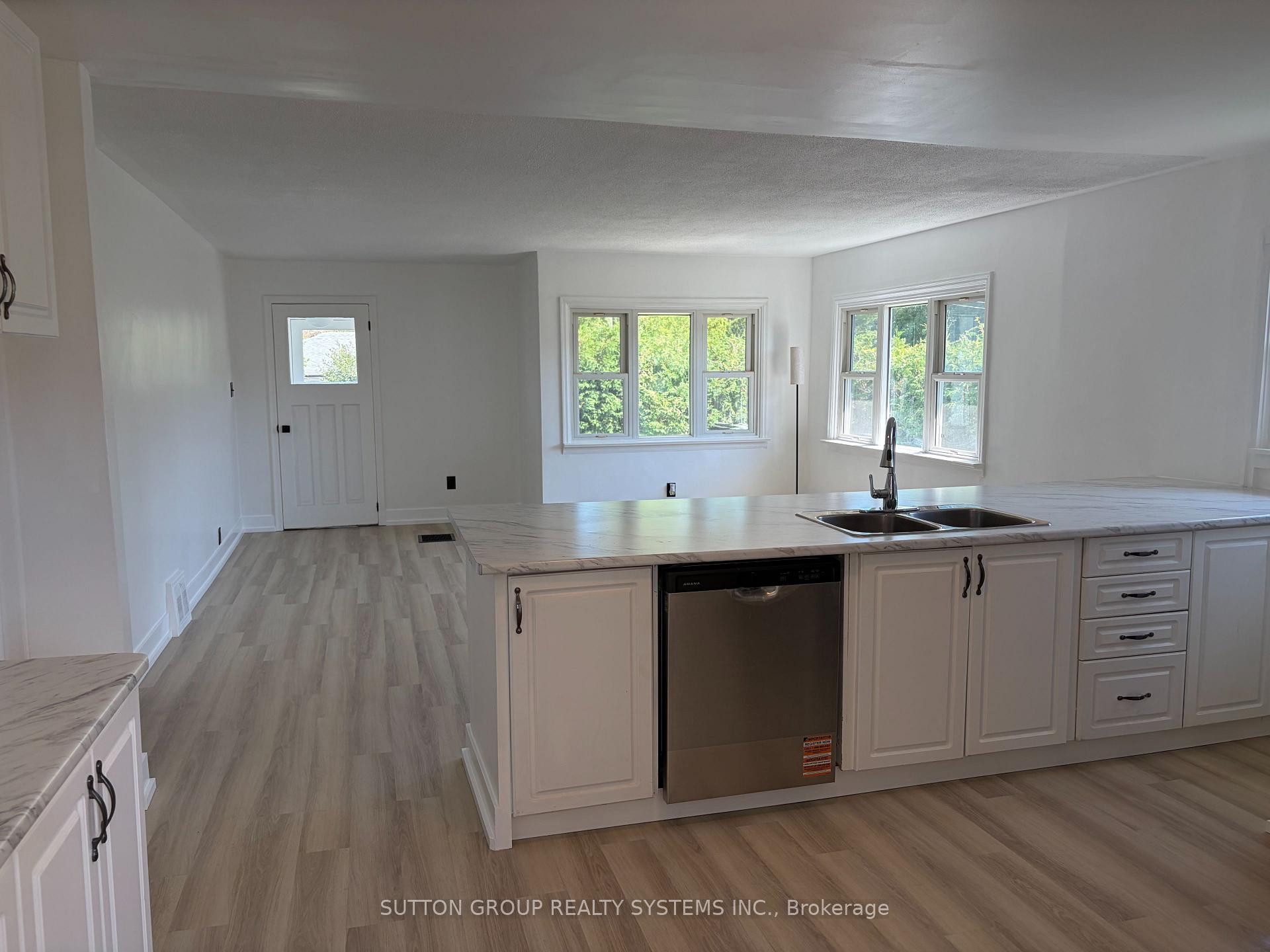 Photo 2 of 30 Perry Avenue, Brighton — HOMEH