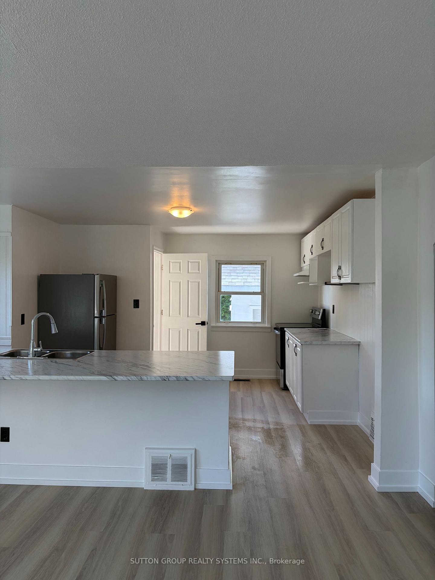 Photo 8 of 30 Perry Avenue, Brighton — HOMEH