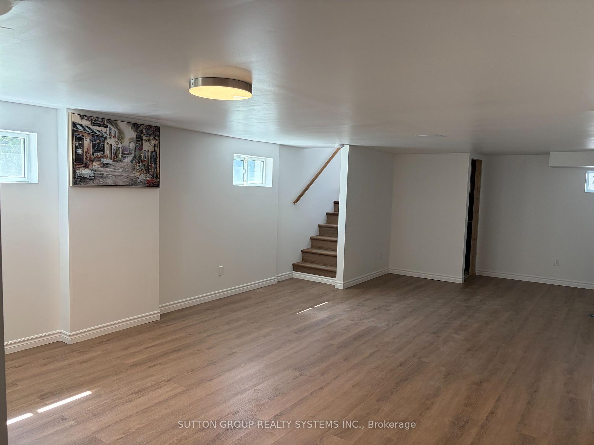 Photo 23 of 30 Perry Avenue, Brighton — HOMEH