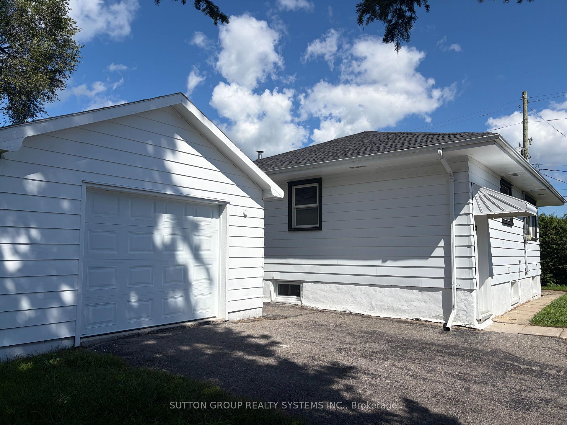 Photo 32 of 30 Perry Avenue, Brighton — HOMEH