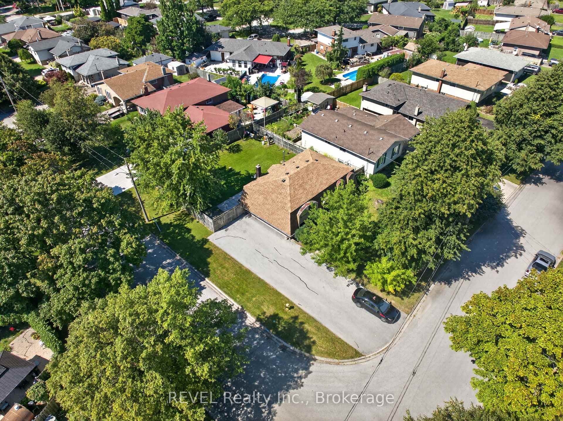 Photo 31 of 17 Ramsey Street, St. Catharines, Lakeport — HOMEH
