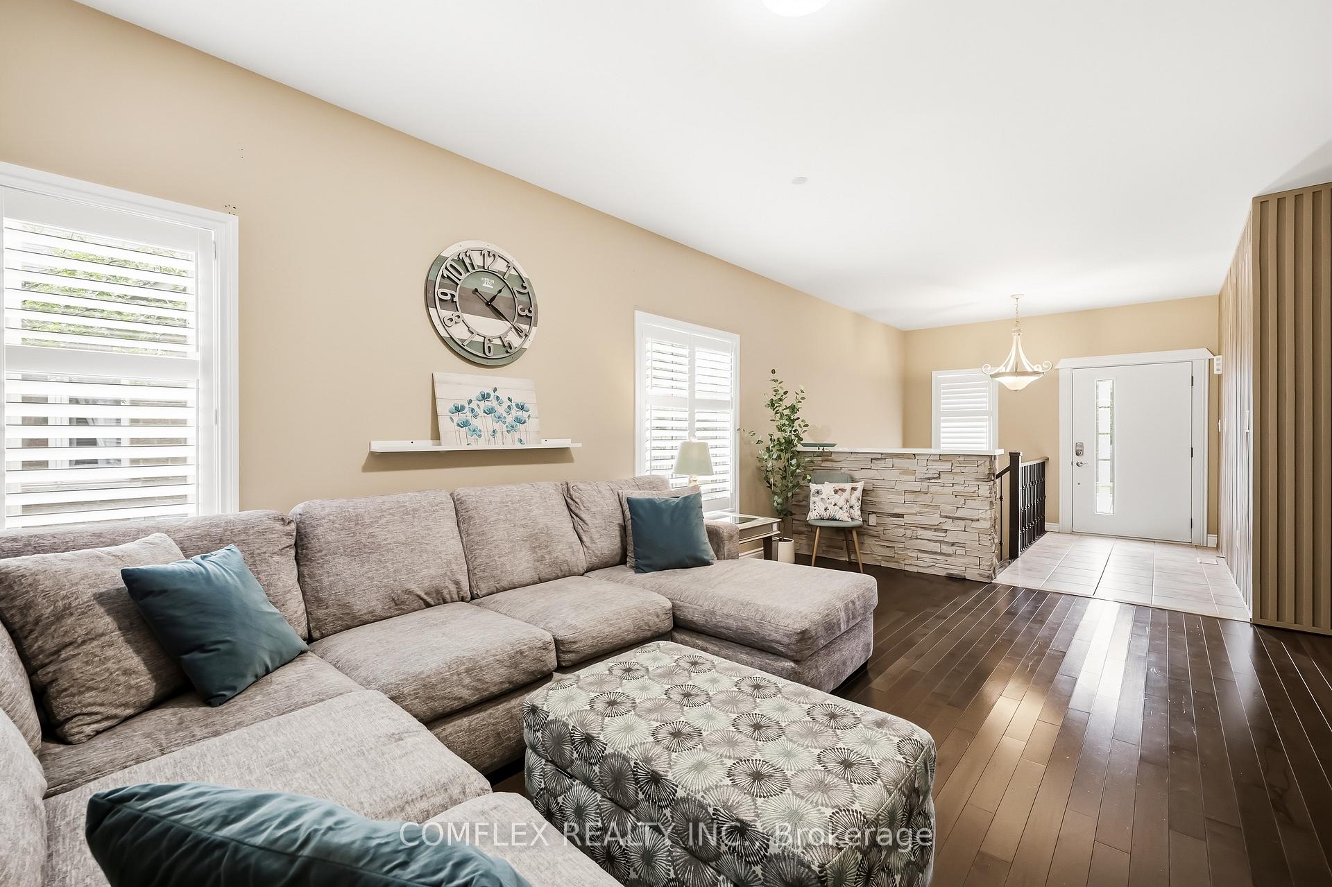 Photo 6 of 7 Swindells Street, Clarington, Bowmanville — HOMEH
