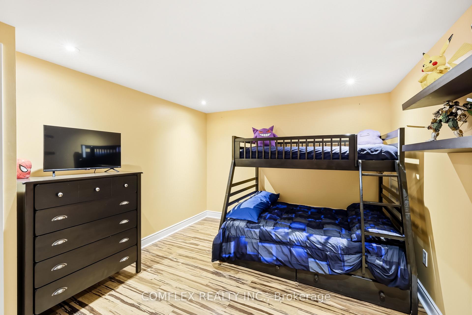 Photo 27 of 7 Swindells Street, Clarington, Bowmanville — HOMEH