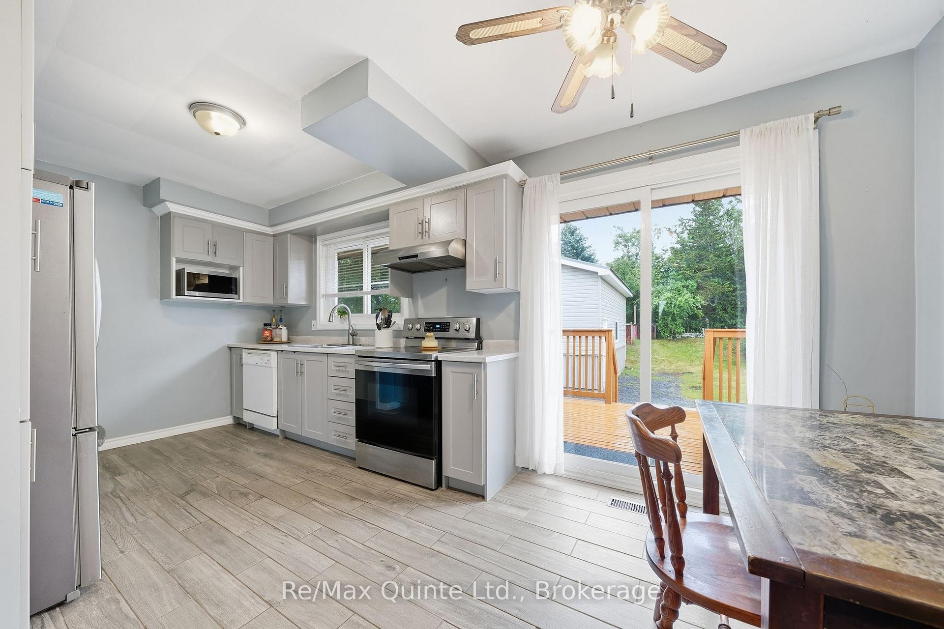 Photo 5 of 87 Orchard Drive, Belleville, Belleville Ward — HOMEH