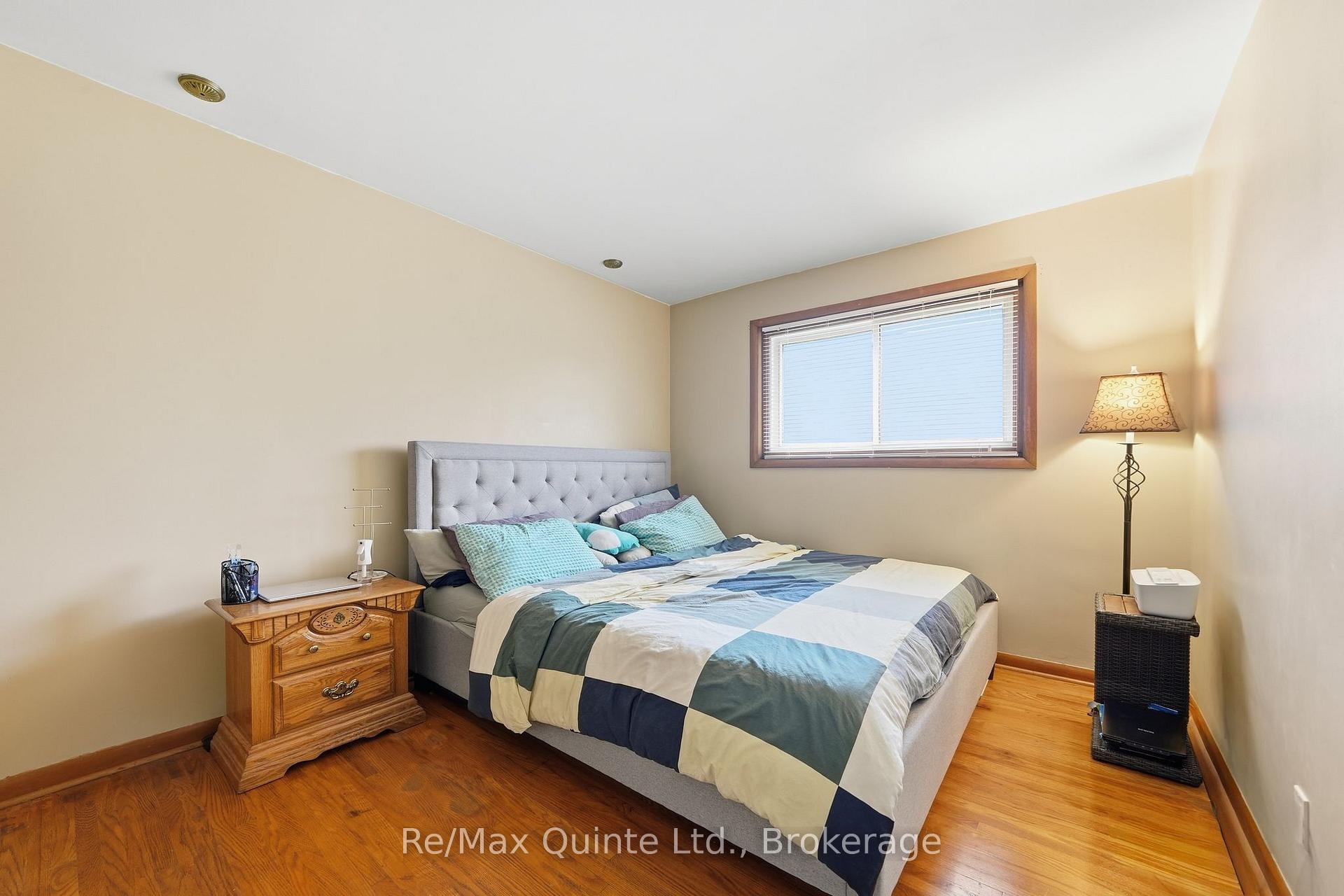 Photo 10 of 87 Orchard Drive, Belleville, Belleville Ward — HOMEH