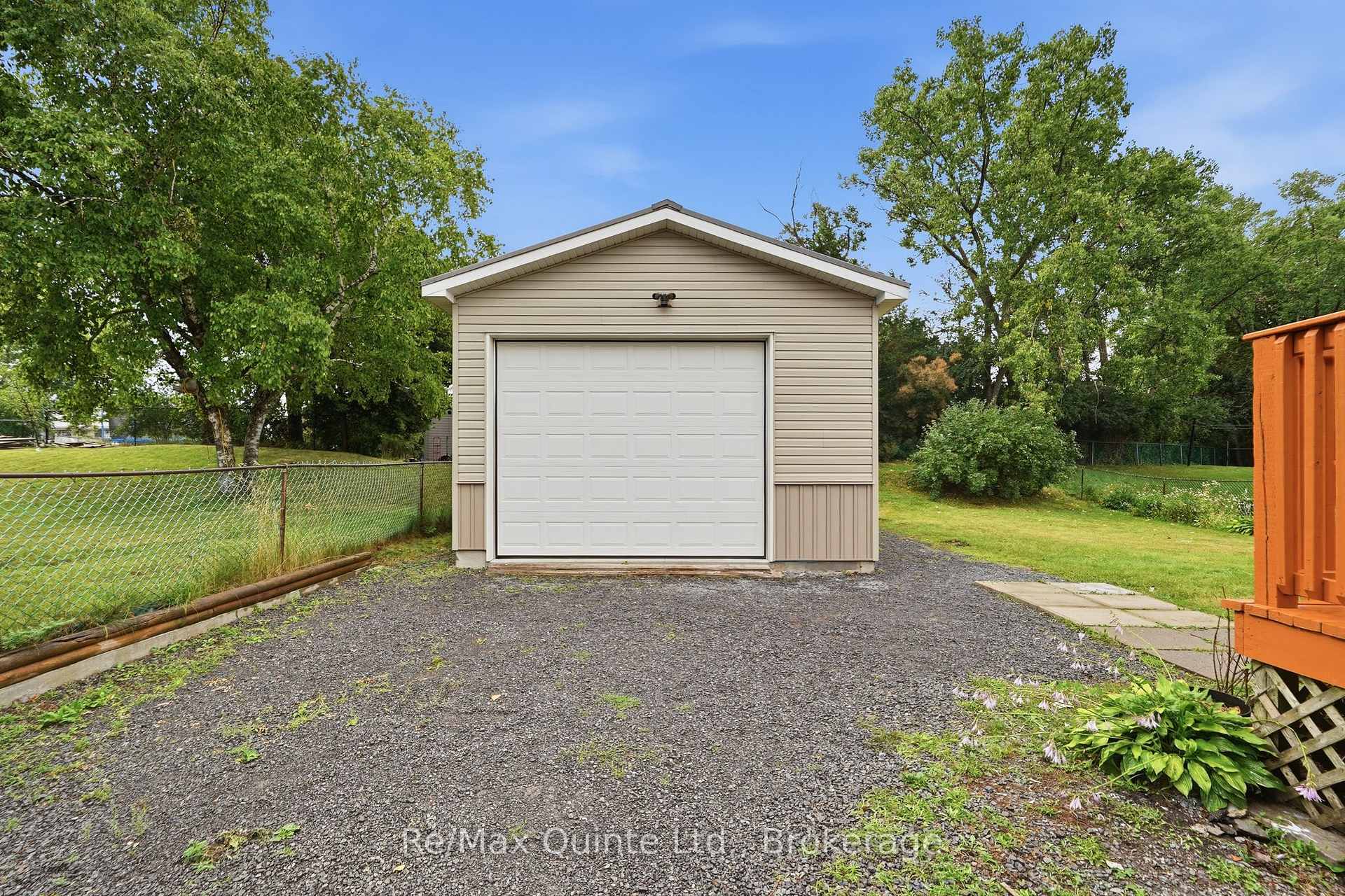 Photo 33 of 87 Orchard Drive, Belleville, Belleville Ward — HOMEH