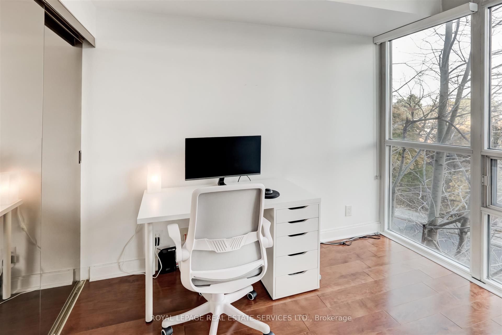Photo 8 of Unit 303, 80 Absolute Avenue, Mississauga, City Centre — HOMEH