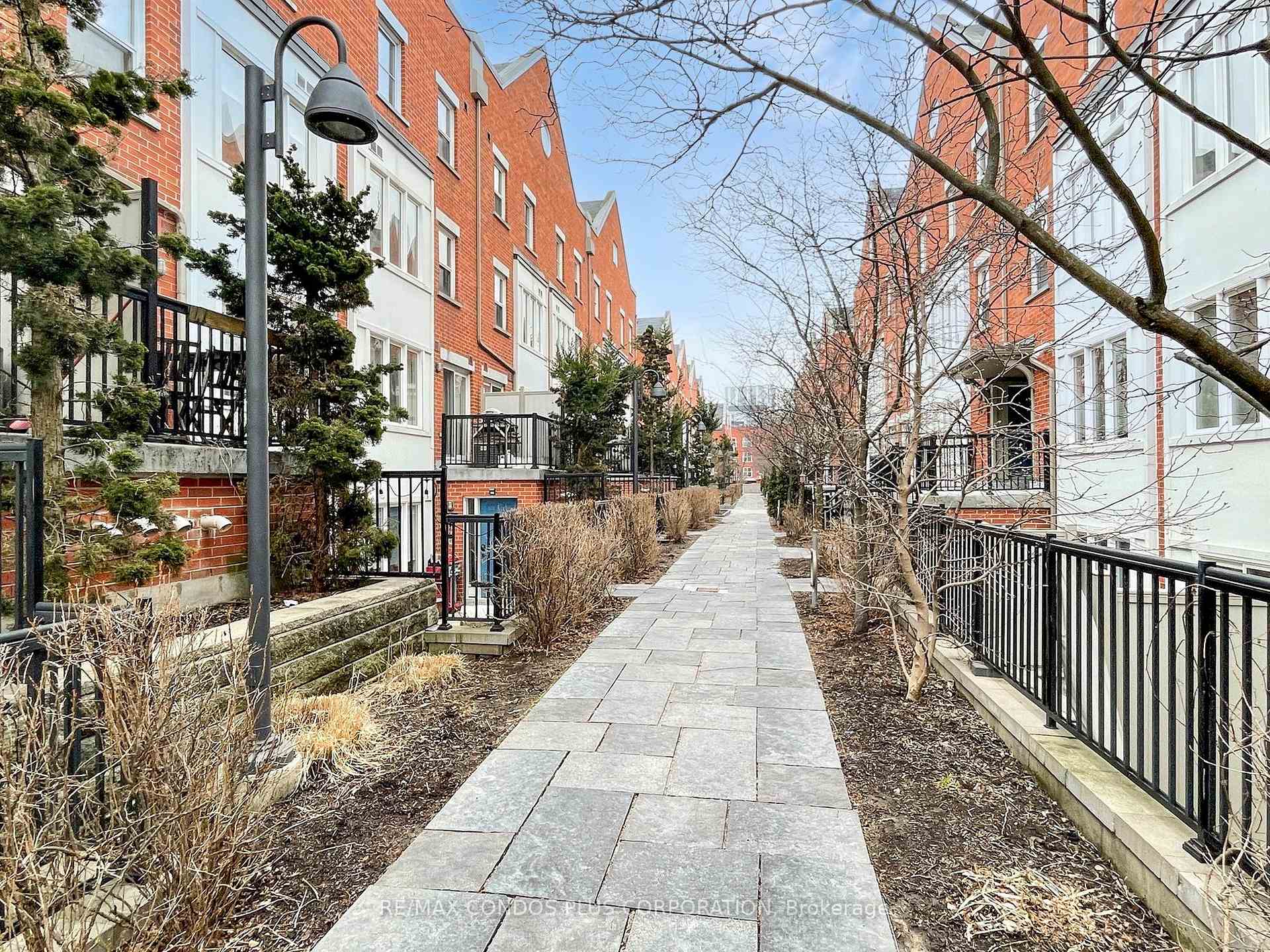 Photo 3 of 29 Florence Wyle Lane, Toronto, South Riverdale — HOMEH