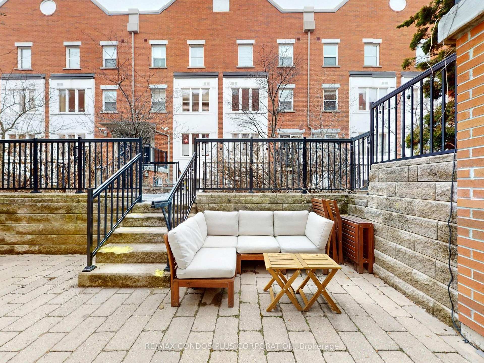 Photo 6 of 29 Florence Wyle Lane, Toronto, South Riverdale — HOMEH