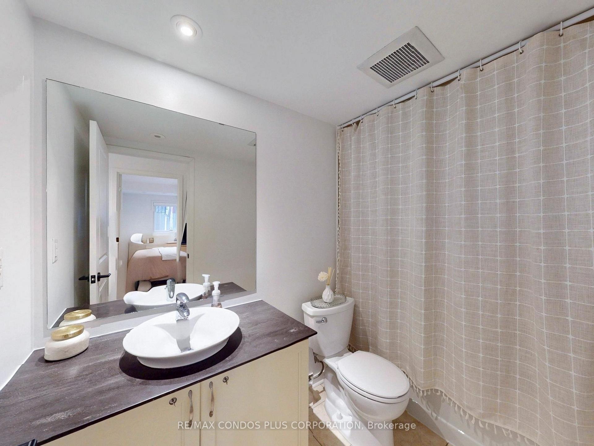 Photo 32 of 29 Florence Wyle Lane, Toronto, South Riverdale — HOMEH