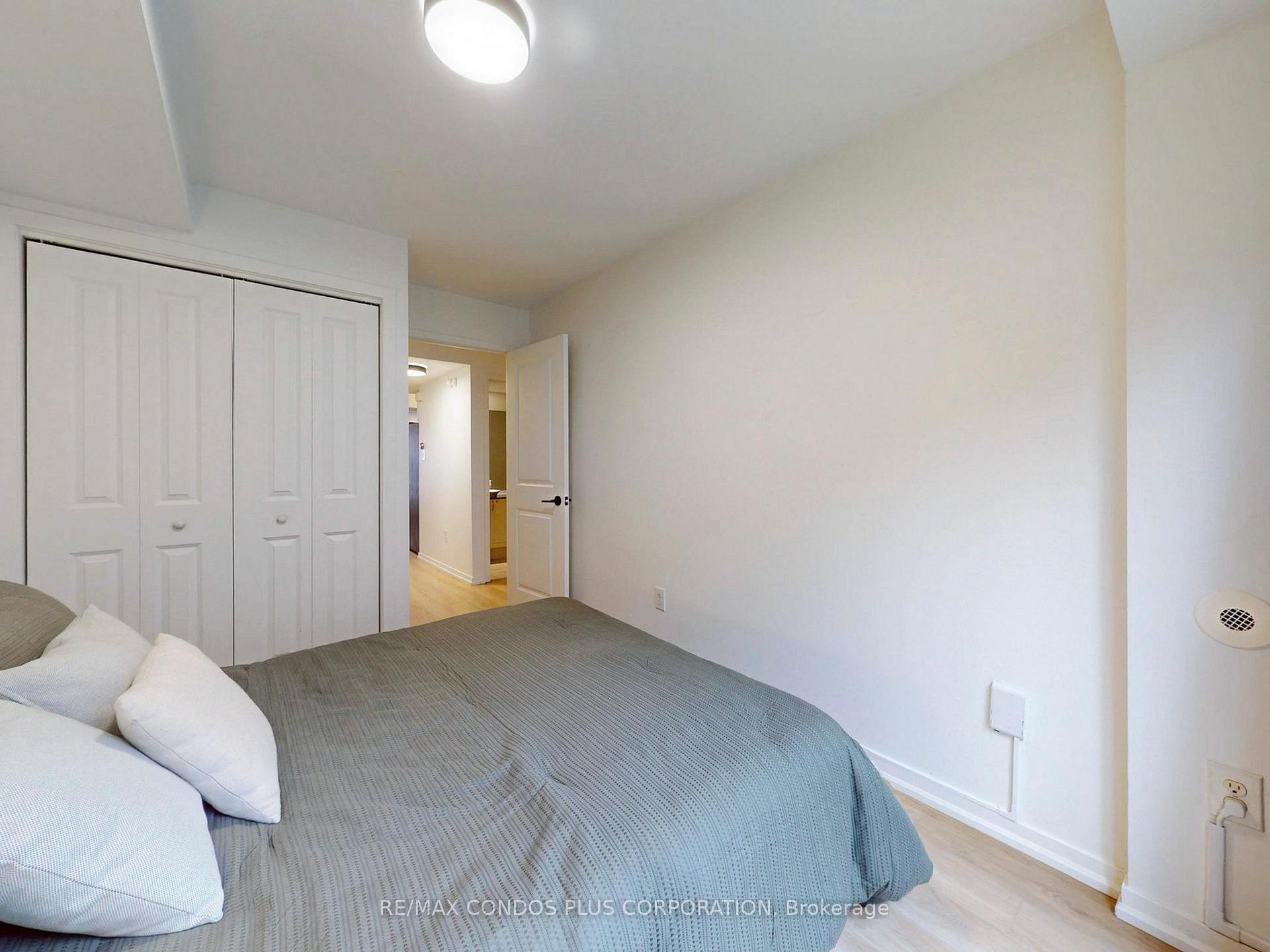 Photo 37 of 29 Florence Wyle Lane, Toronto, South Riverdale — HOMEH