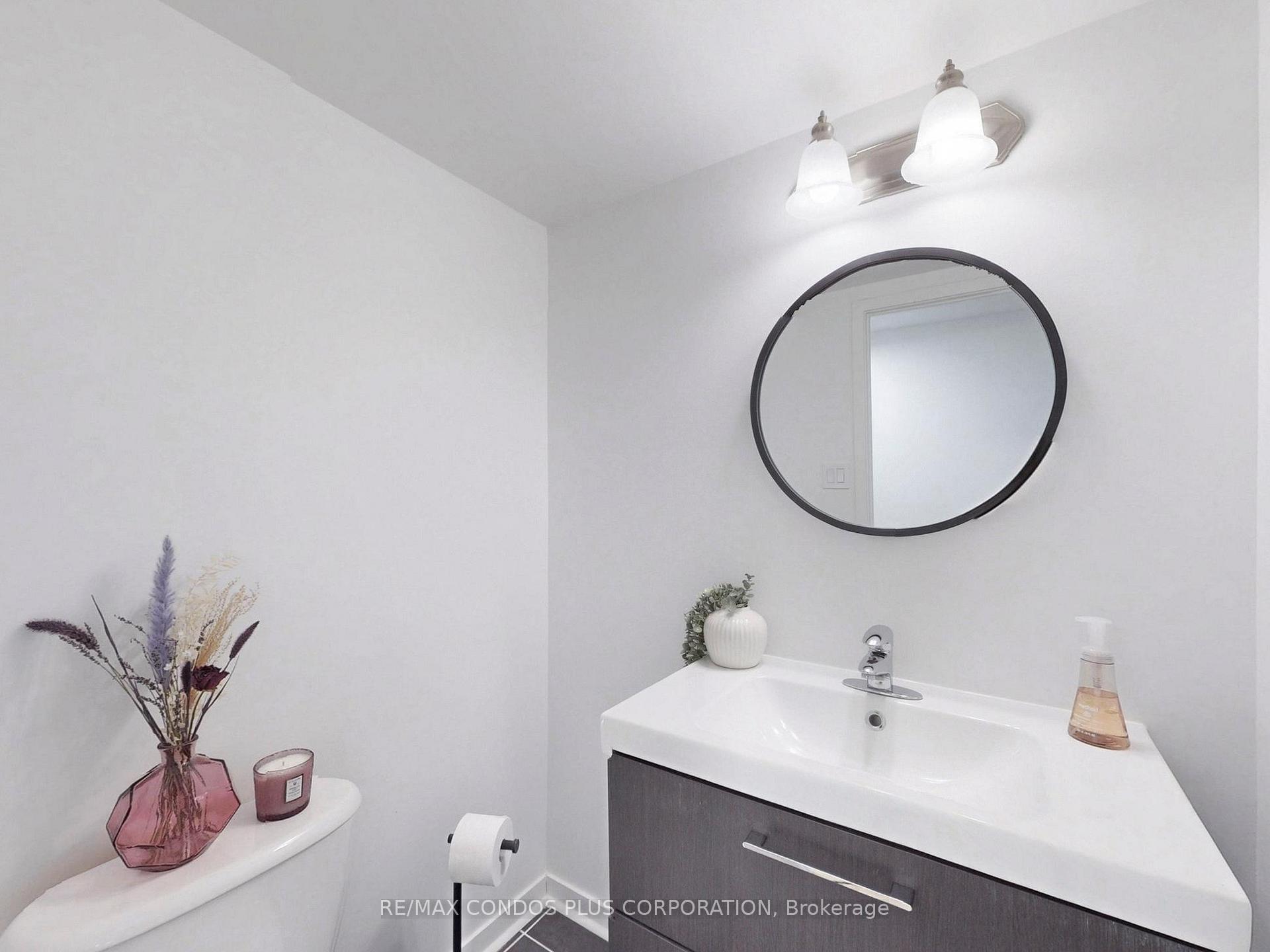 Photo 40 of 29 Florence Wyle Lane, Toronto, South Riverdale — HOMEH