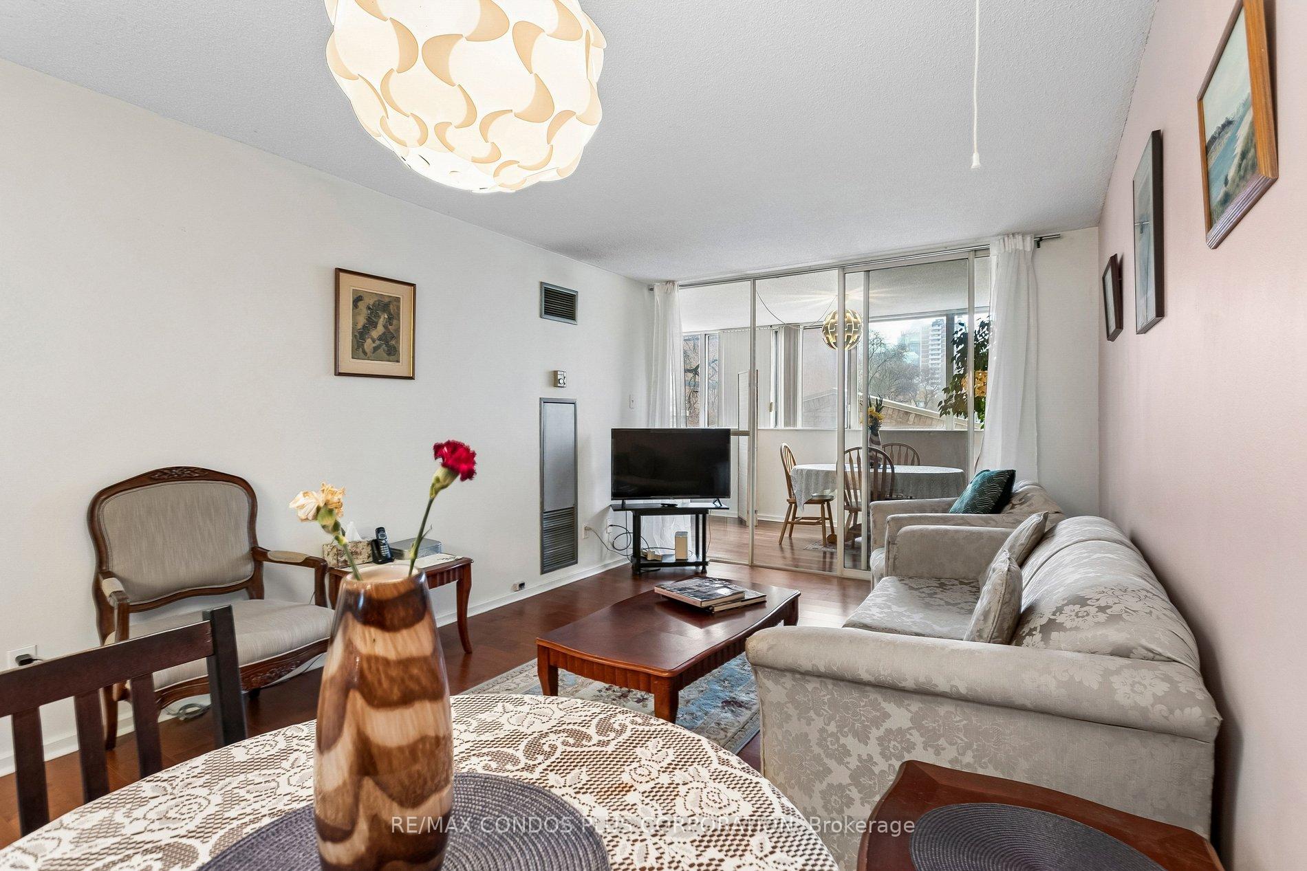 Photo 3 of Unit 204, 15 Maitland Place, Toronto, Cabbagetown-South St. James Town — HOMEH