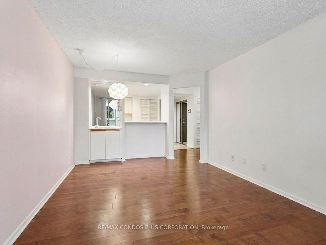 Photo 6 of Unit 204, 15 Maitland Place, Toronto, Cabbagetown-South St. James Town — HOMEH
