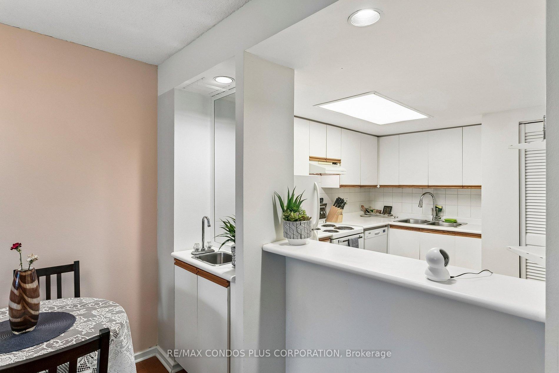 Photo 8 of Unit 204, 15 Maitland Place, Toronto, Cabbagetown-South St. James Town — HOMEH