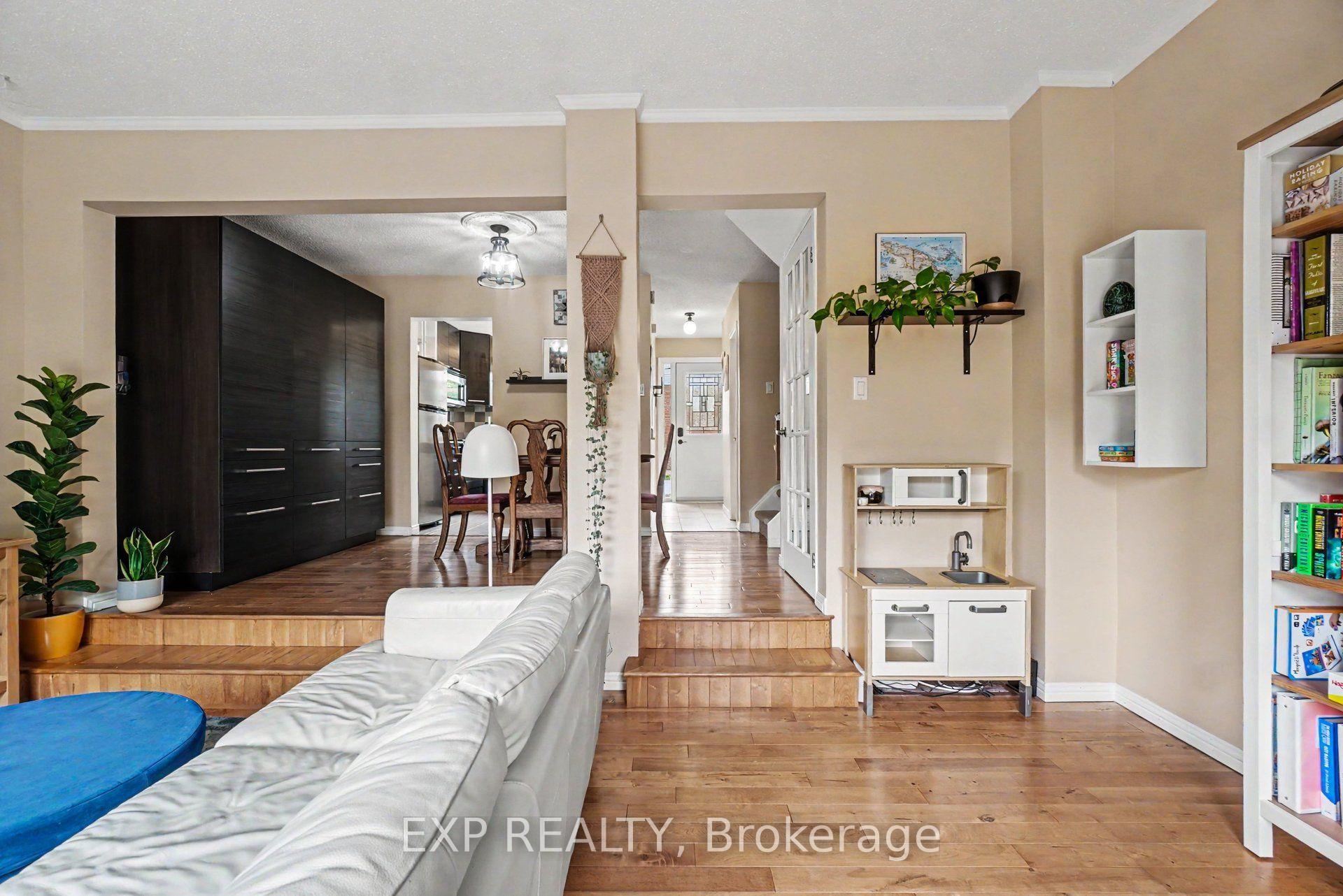 Photo 15 of Unit 35, 2030 Kelden Crescent, Ottawa, Blackburn Hamlet (South) — HOMEH