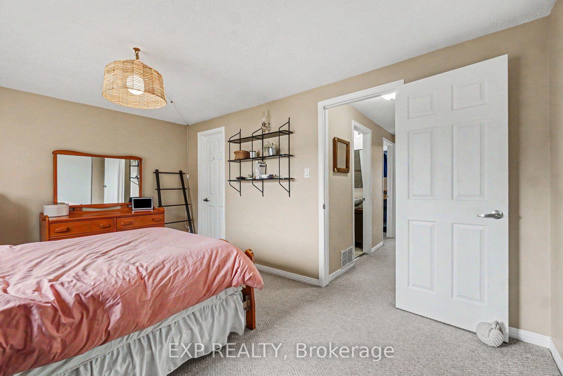Photo 20 of Unit 35, 2030 Kelden Crescent, Ottawa, Blackburn Hamlet (South) — HOMEH