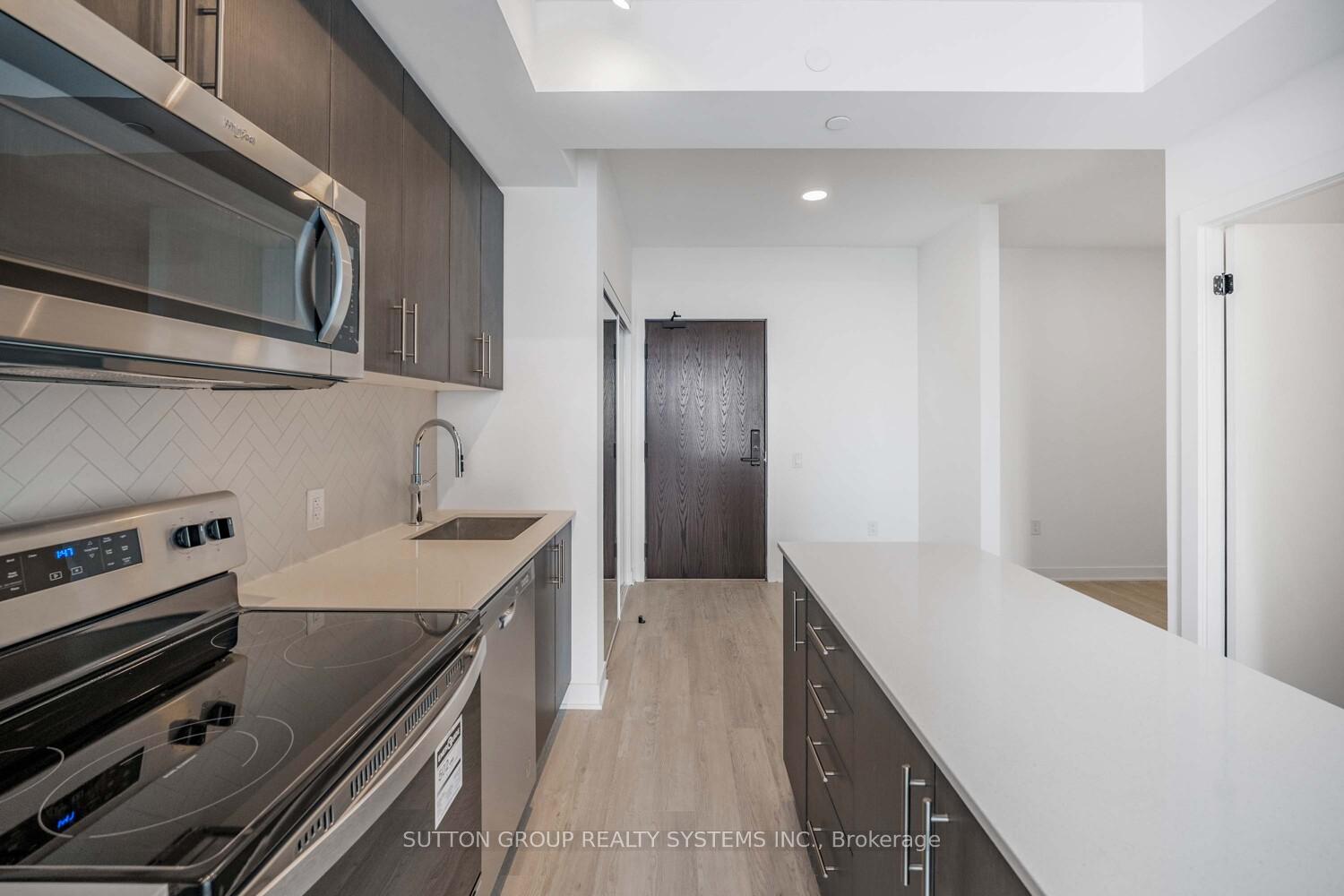 Photo 15 of Unit 911, 2782 Barton Street E, Hamilton, Riverdale — HOMEH