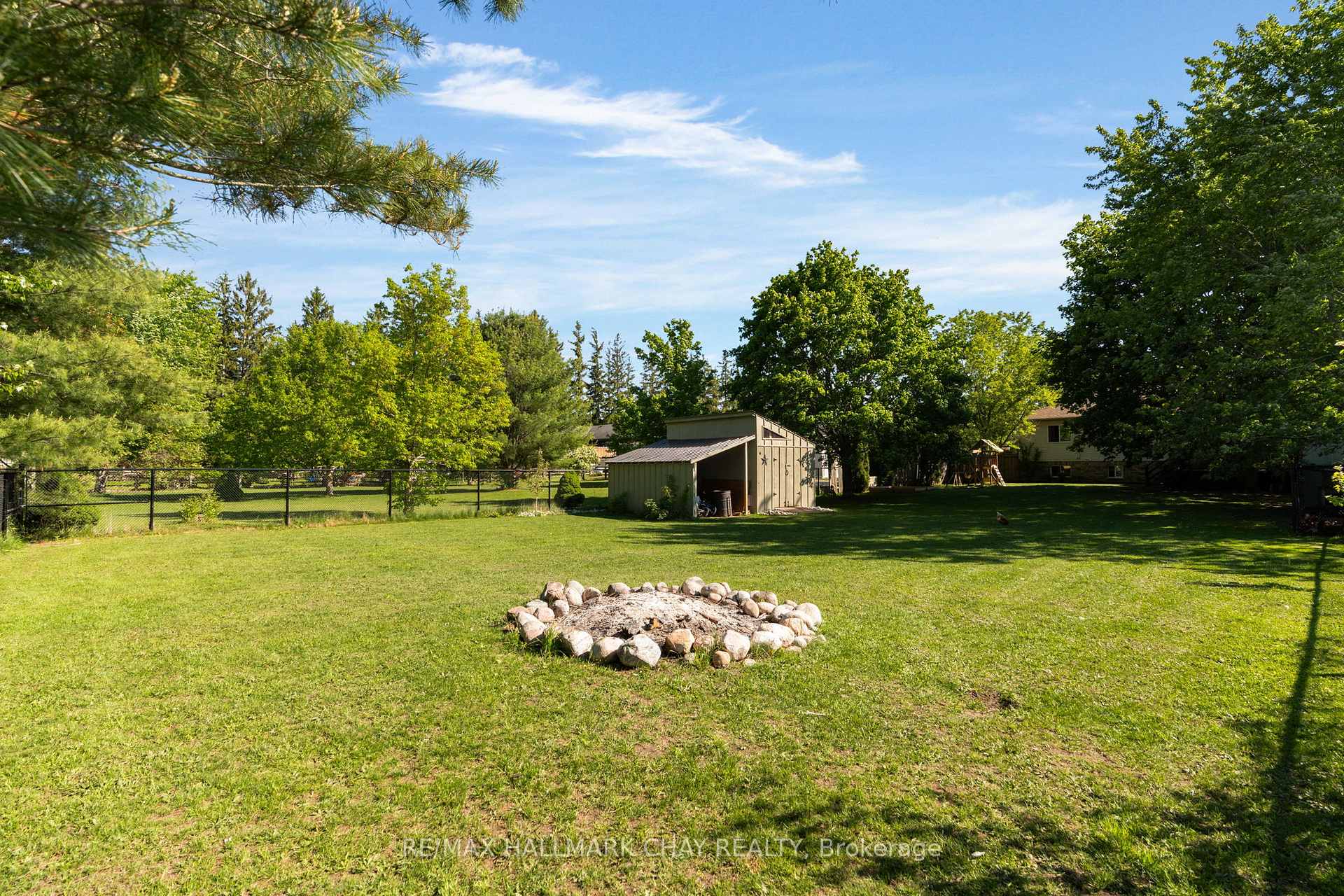 Photo 36 of 282 Warrington Road, Clearview, Stayner — HOMEH