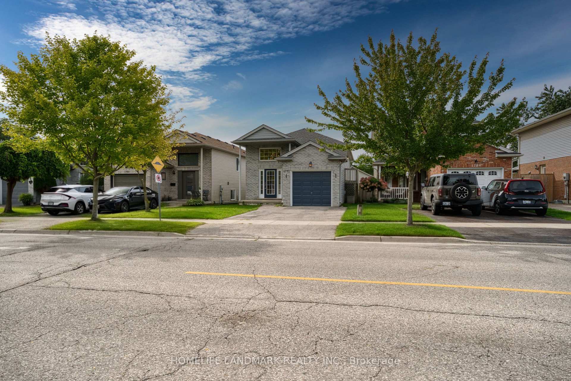 Photo 2 of 1791 Marconi Boulevard, London, East I — HOMEH