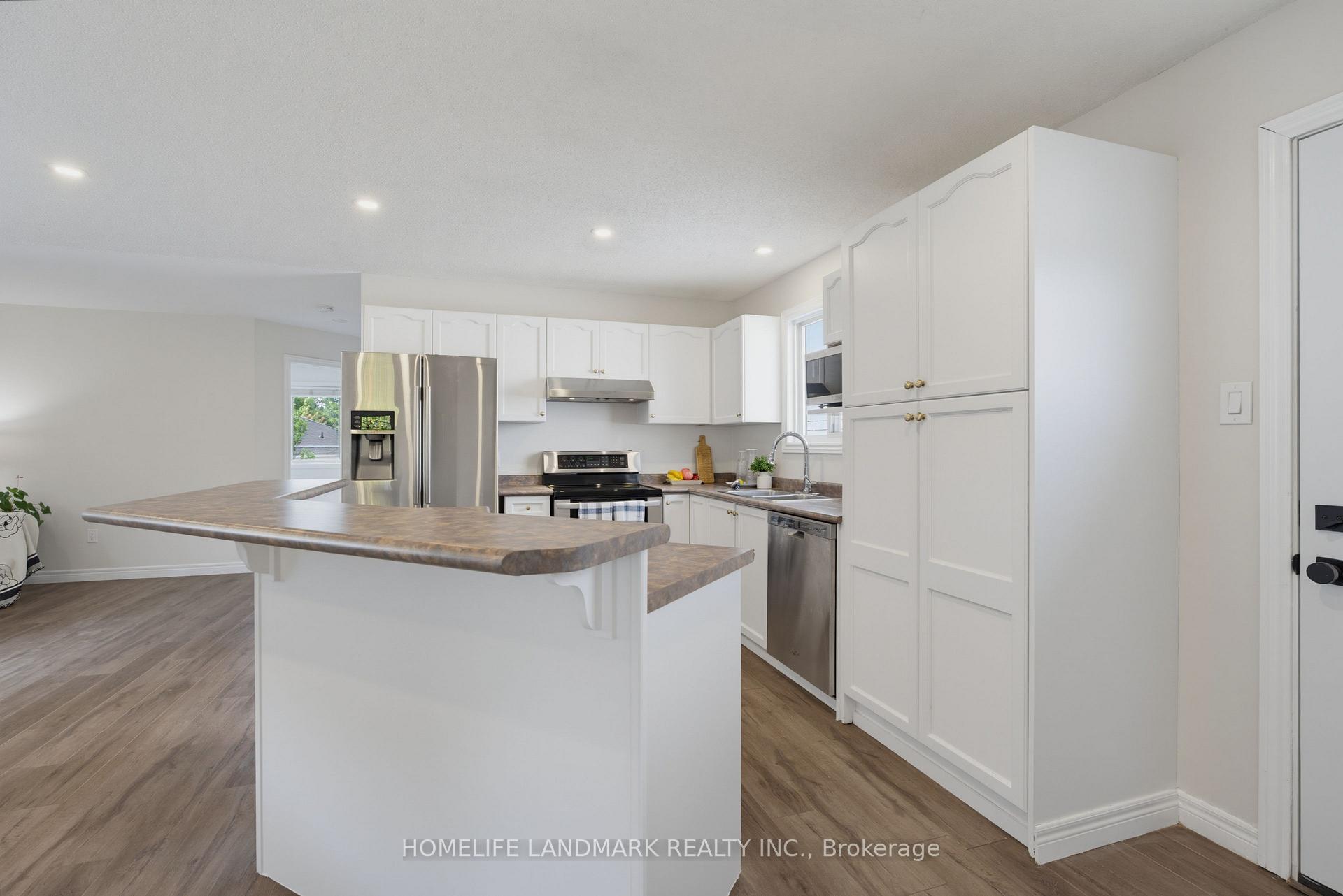 Photo 10 of 1791 Marconi Boulevard, London, East I — HOMEH