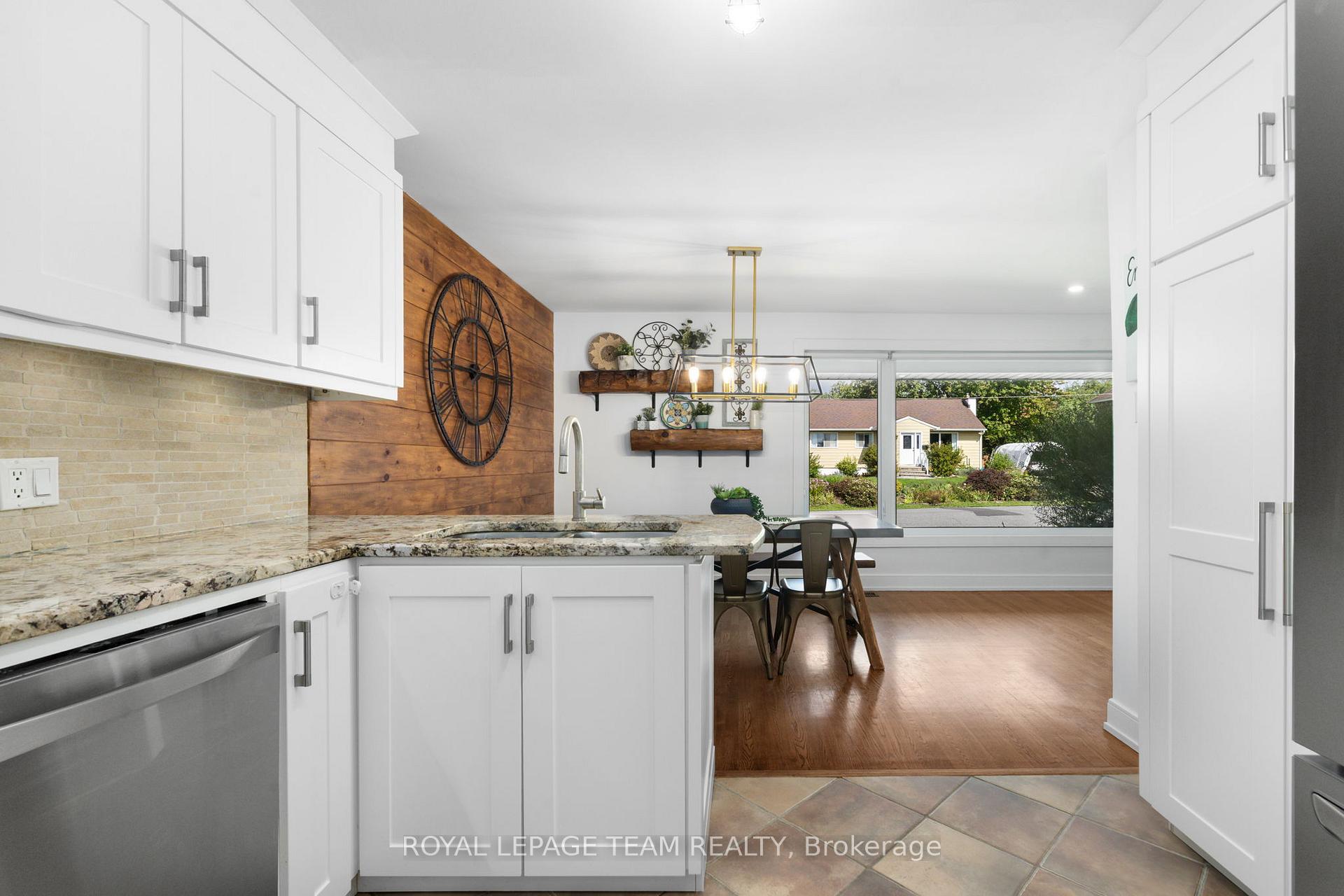 Photo 19 of 88 Fieldrow Street, Ottawa, Meadowlands/Crestview — HOMEH