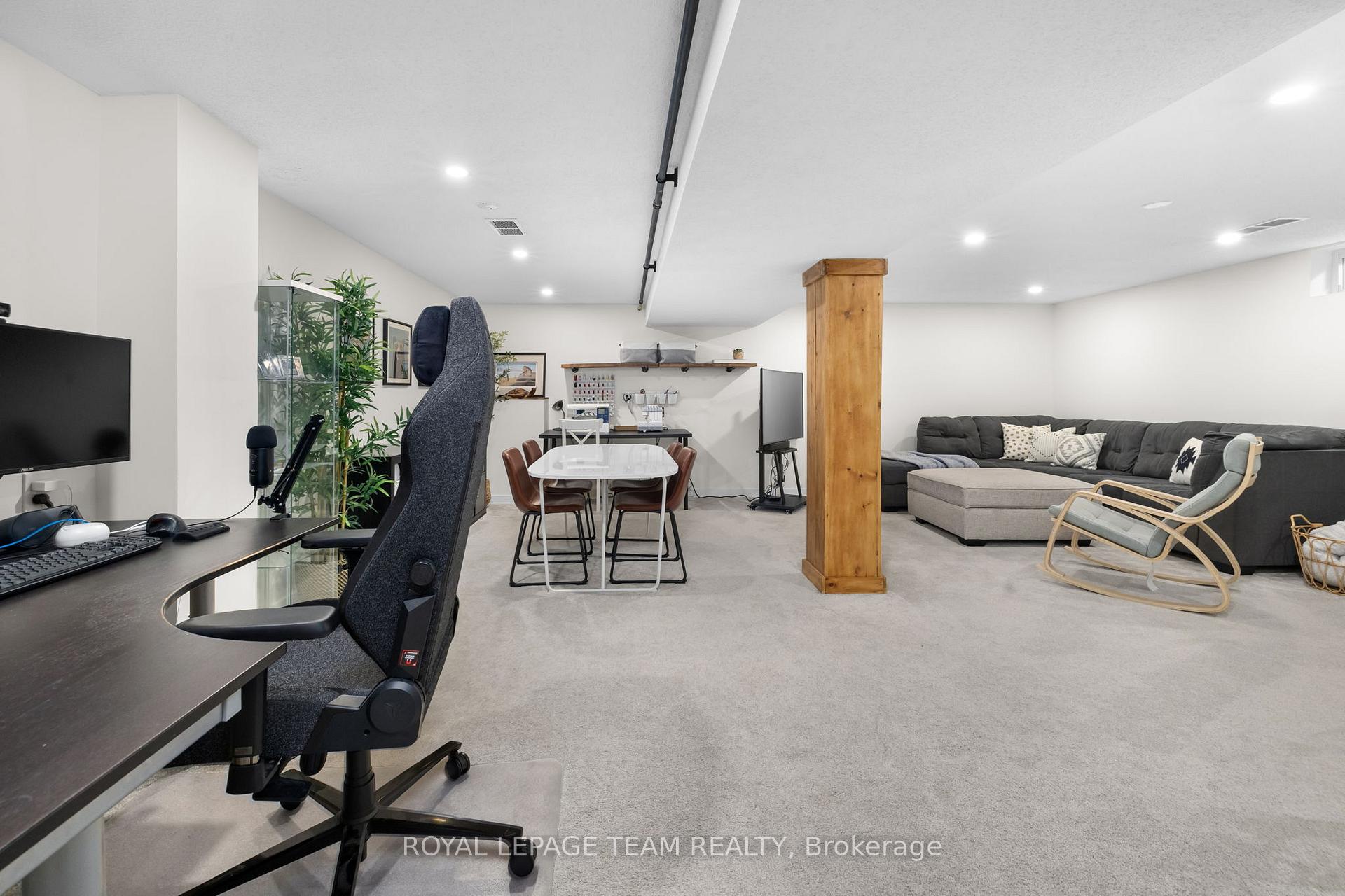Photo 33 of 88 Fieldrow Street, Ottawa, Meadowlands/Crestview — HOMEH
