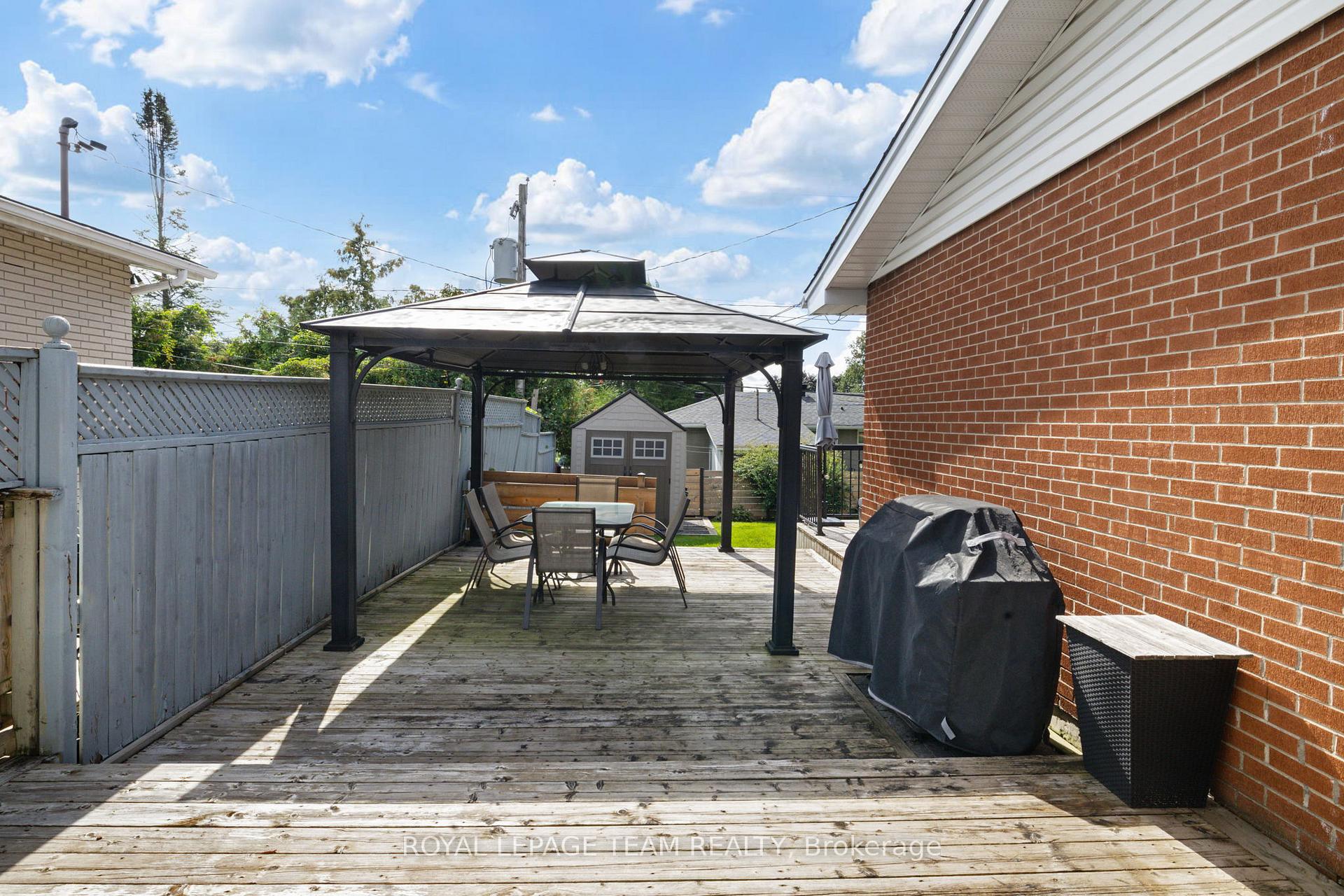 Photo 42 of 88 Fieldrow Street, Ottawa, Meadowlands/Crestview — HOMEH