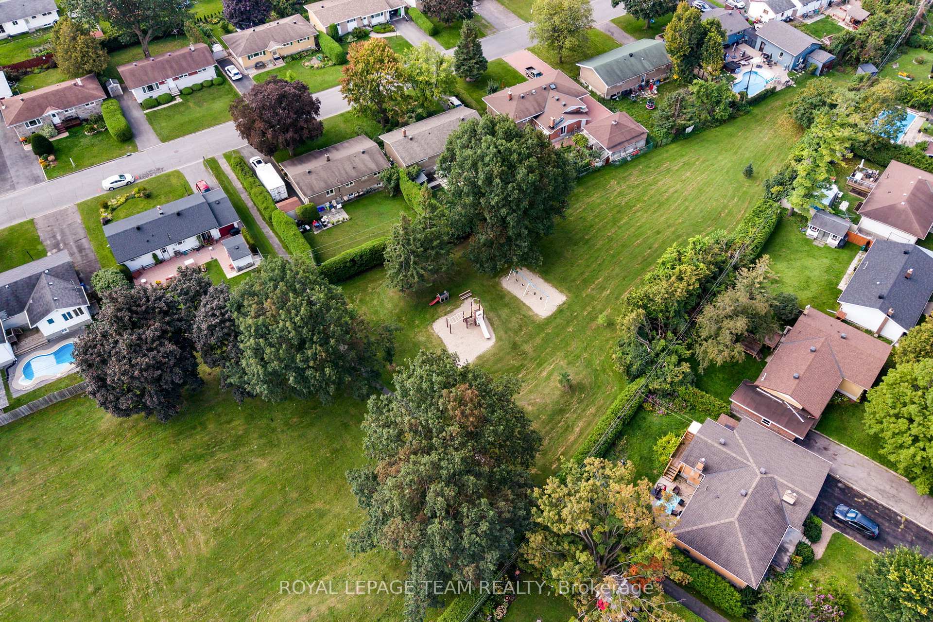 Photo 60 of 88 Fieldrow Street, Ottawa, Meadowlands/Crestview — HOMEH
