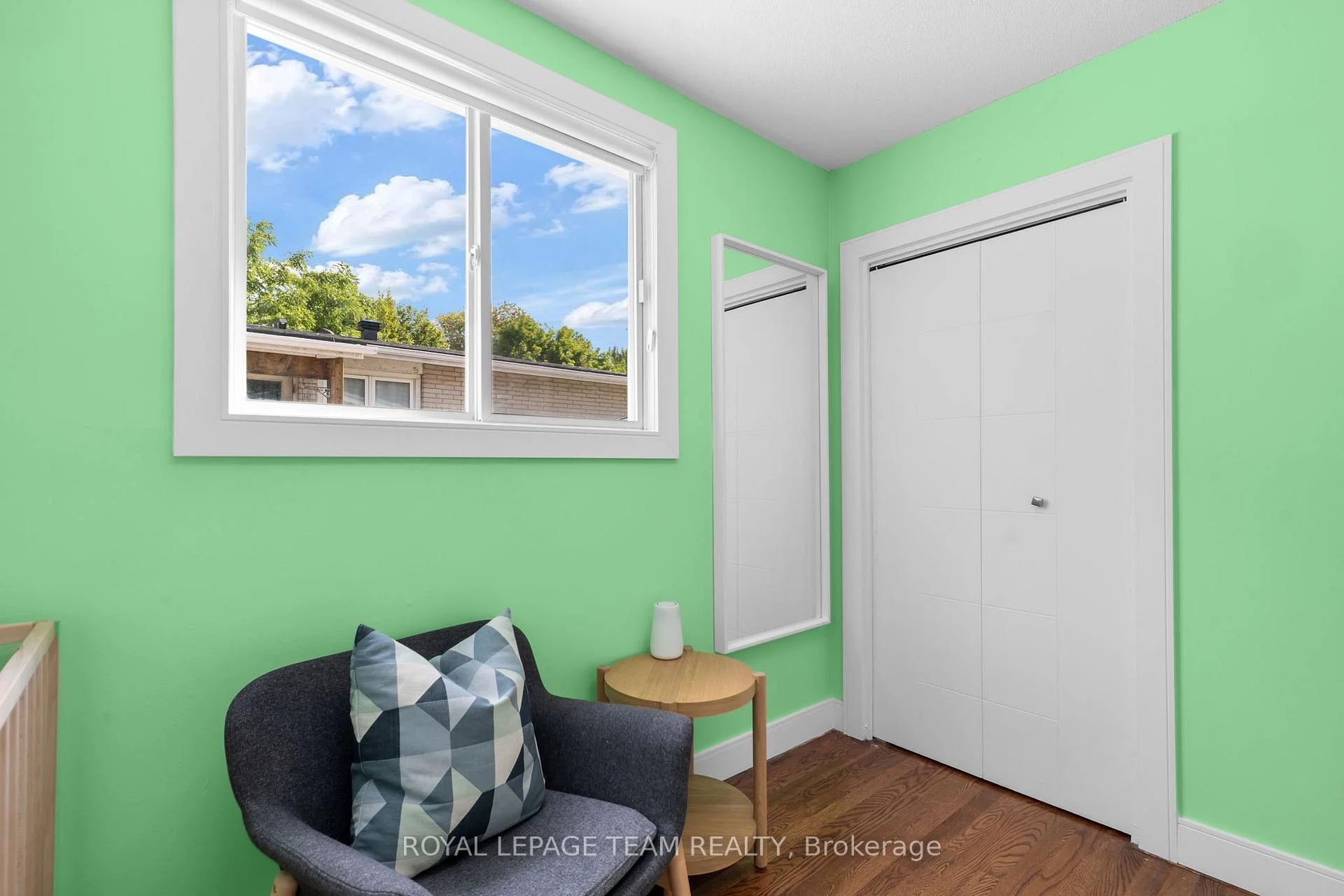 Photo 34 of 88 Fieldrow Street, Ottawa, Meadowlands/Crestview — HOMEH