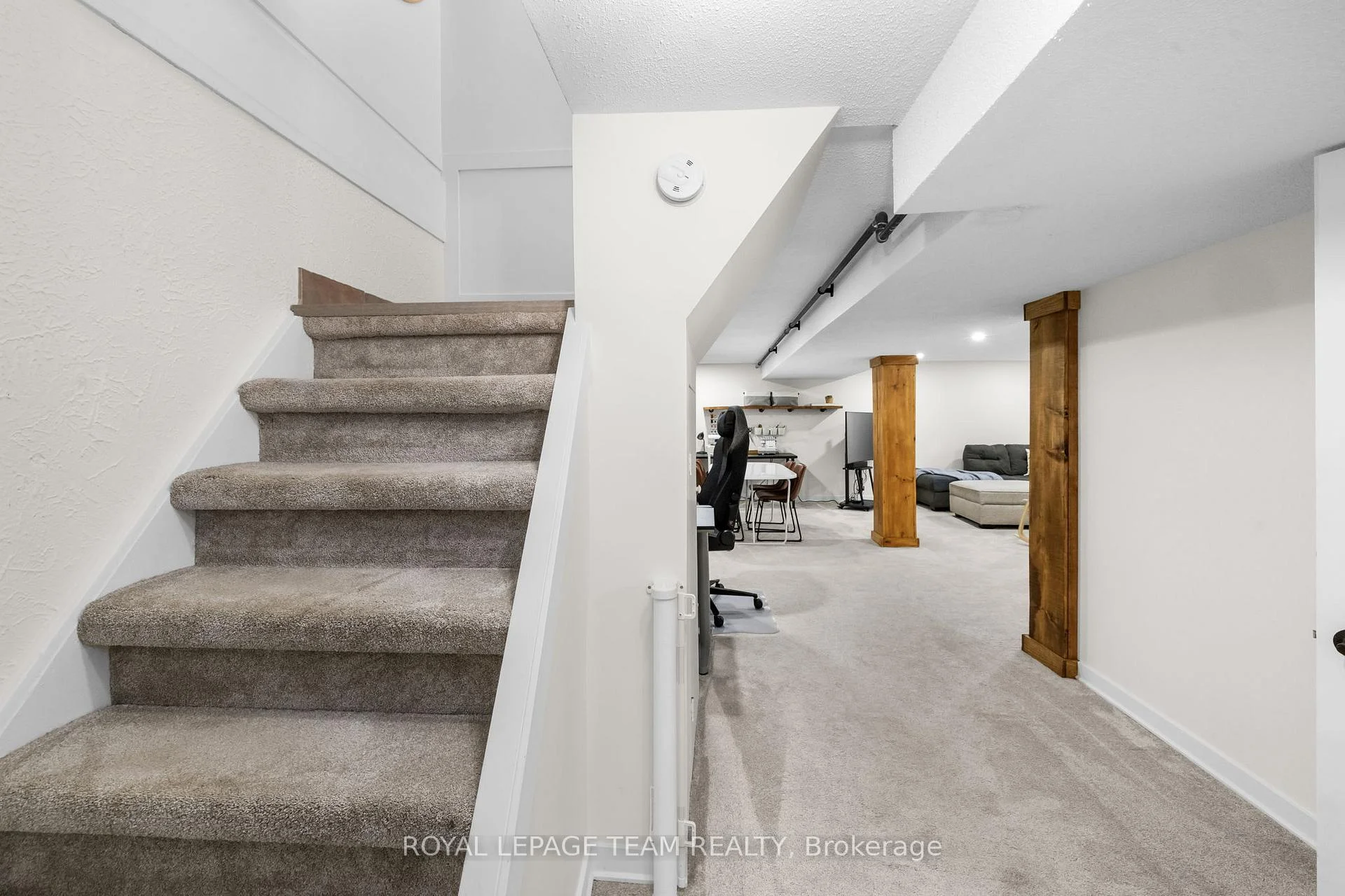 Photo 35 of 88 Fieldrow Street, Ottawa, Meadowlands/Crestview — HOMEH