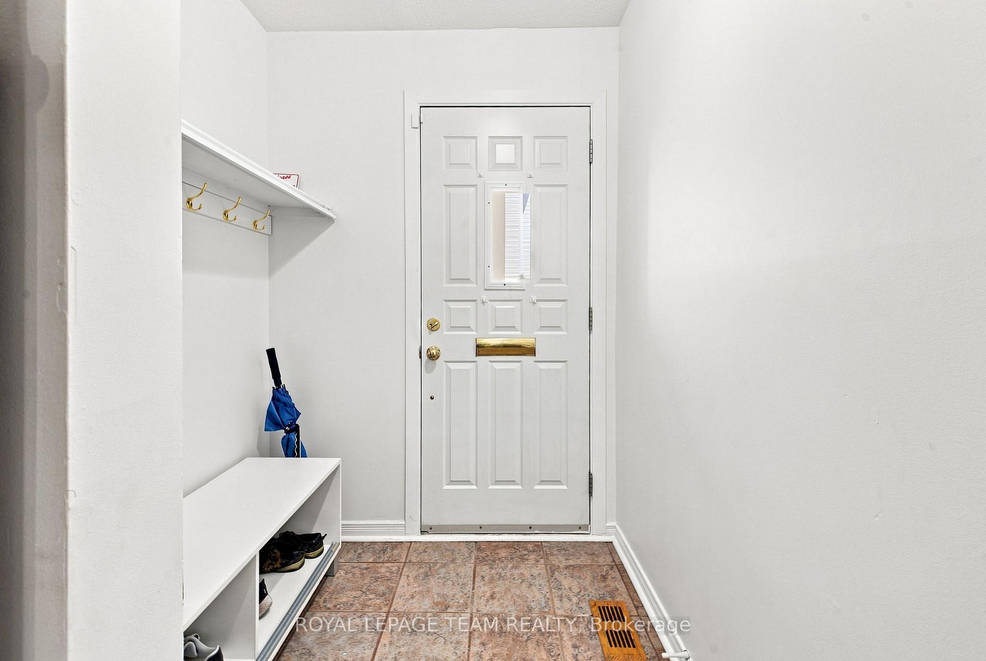 Photo 8 of Unit 63, 1355 Perez Crescent, Ottawa, Carson Grove — HOMEH