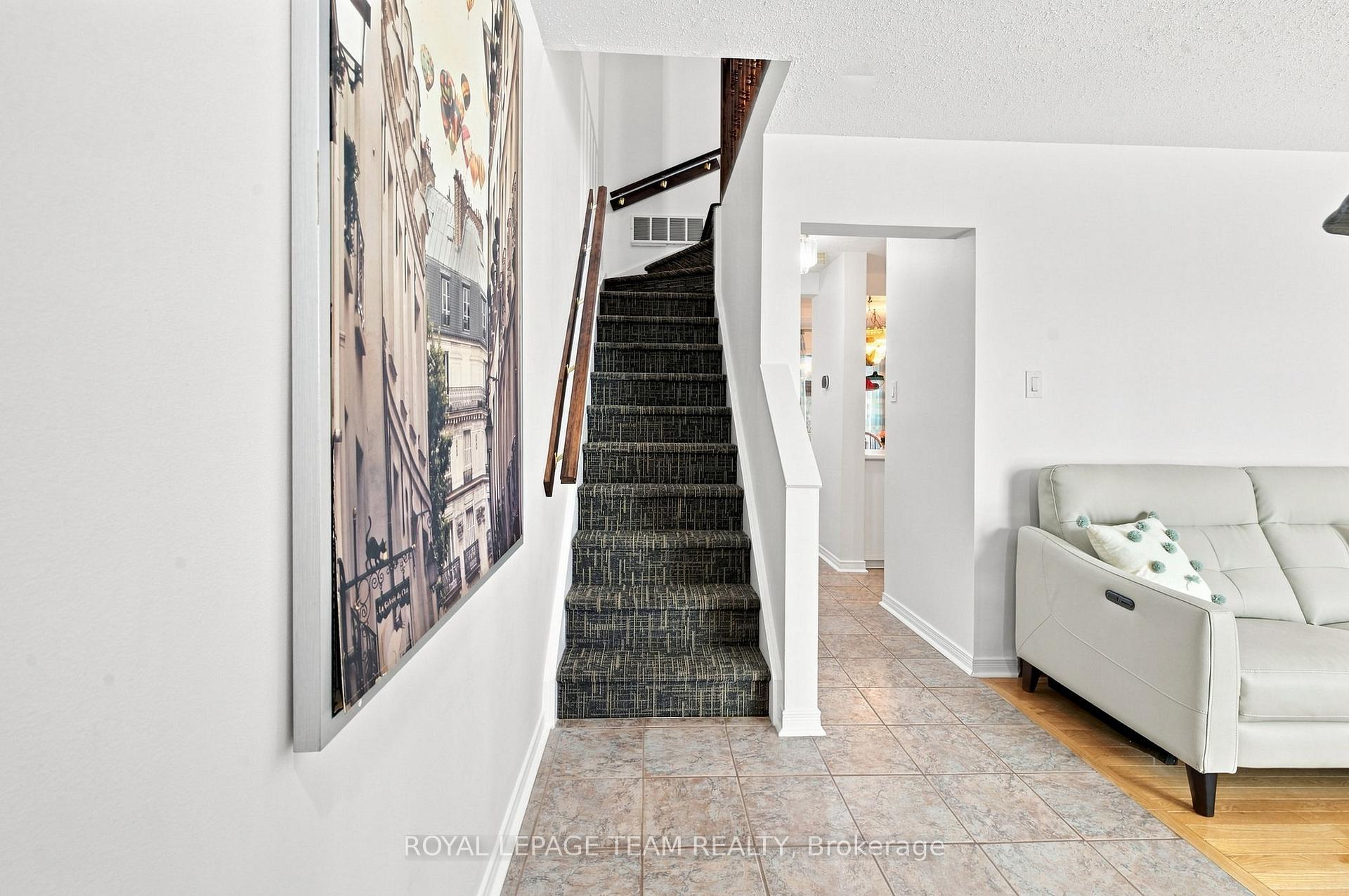 Photo 11 of Unit 63, 1355 Perez Crescent, Ottawa, Carson Grove — HOMEH