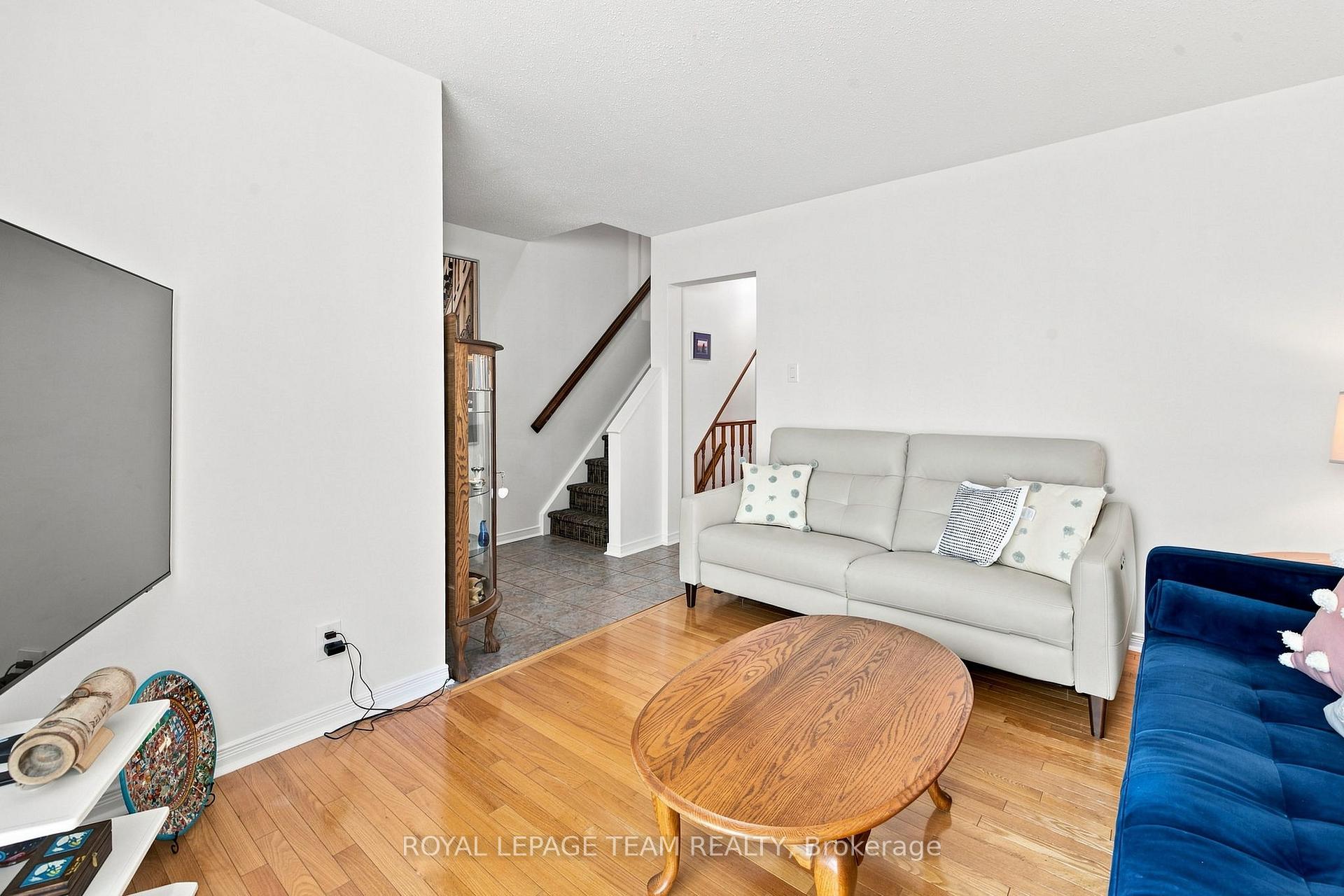 Photo 16 of Unit 63, 1355 Perez Crescent, Ottawa, Carson Grove — HOMEH