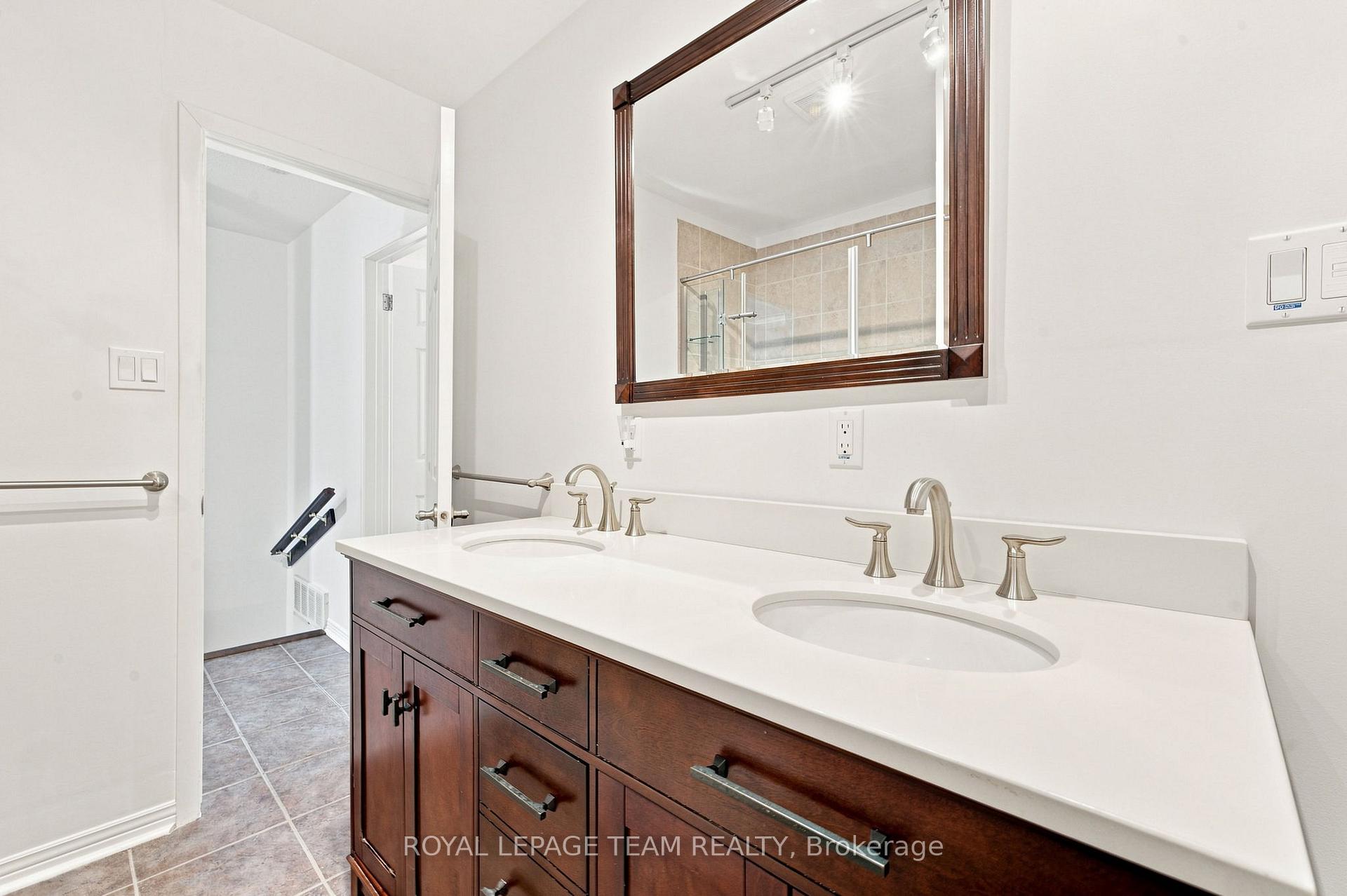 Photo 40 of Unit 63, 1355 Perez Crescent, Ottawa, Carson Grove — HOMEH